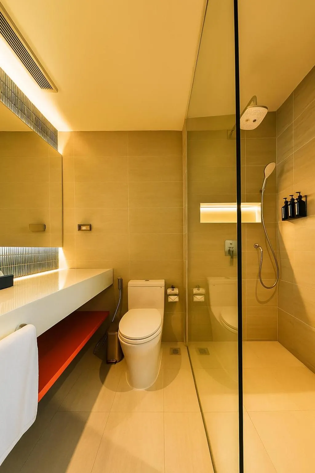 Toilet in Vias Hotel Vung Tau