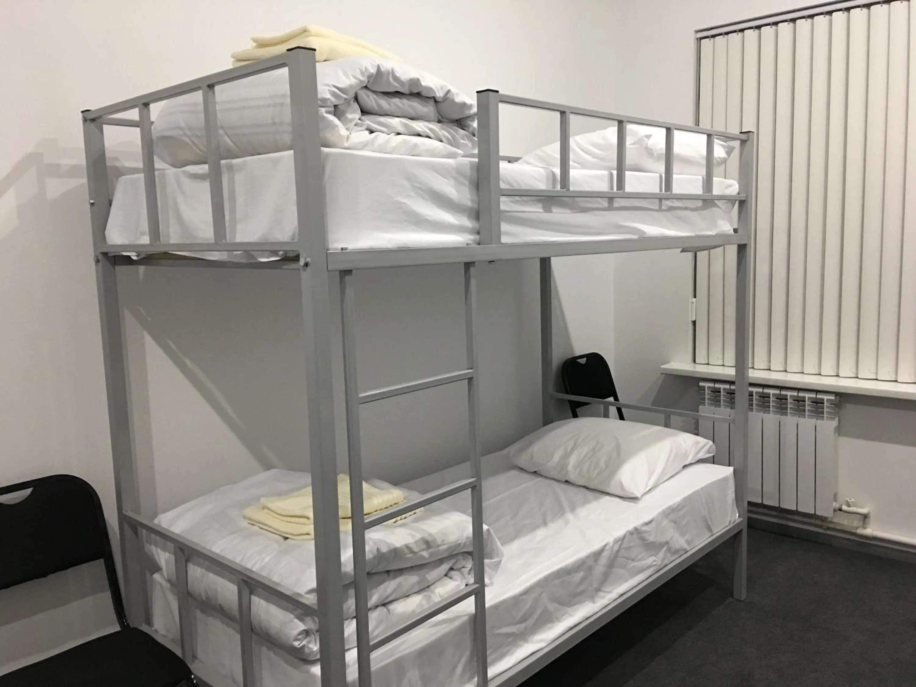 bunk bed, Bed in Jules Verne Hostel