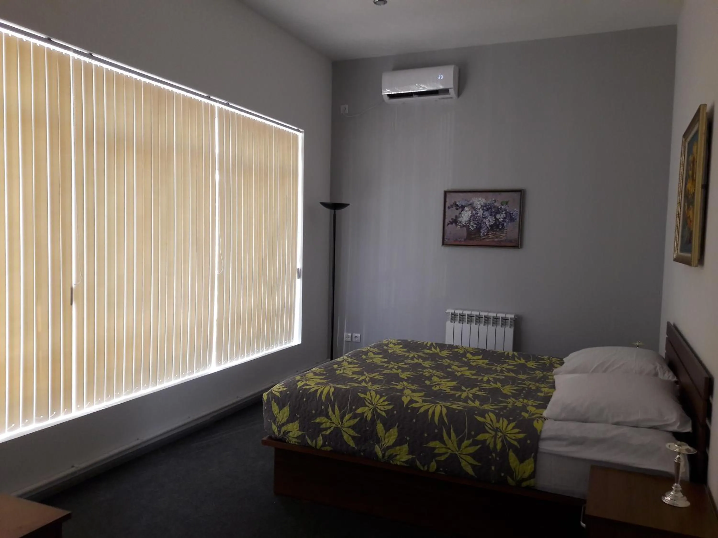 Photo of the whole room, Bed in Jules Verne Hostel