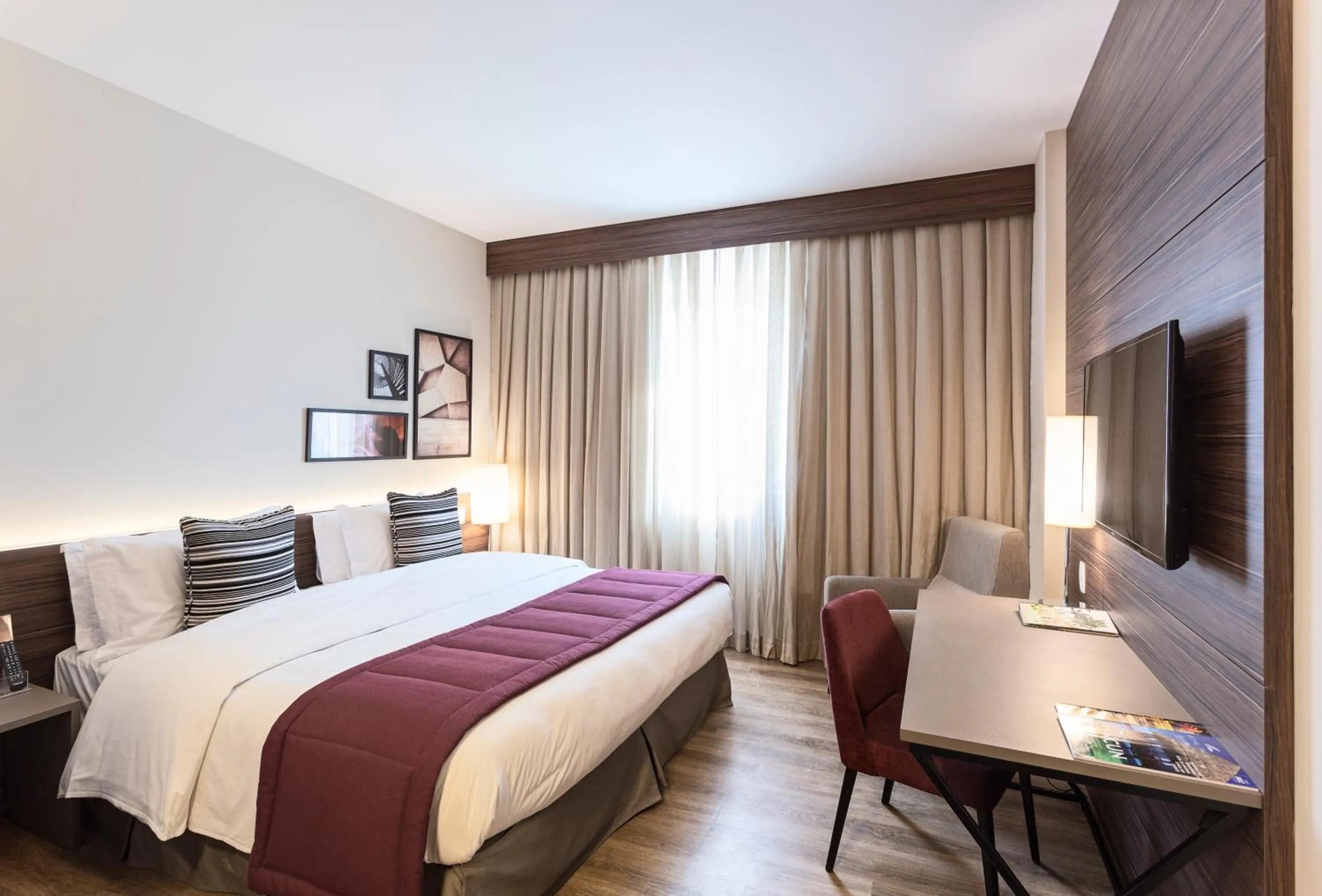 Bedroom, Bed in Royal Palm Tower Anhanguera