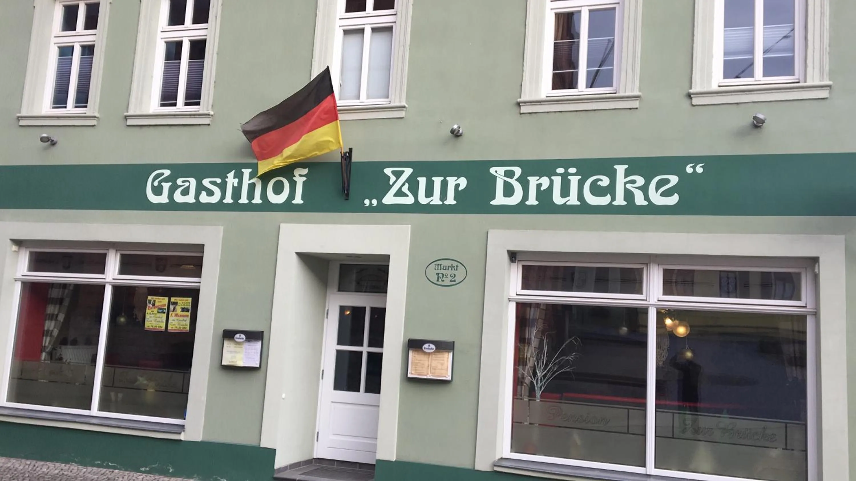 Facade/entrance in Gasthof " Zur Brücke"