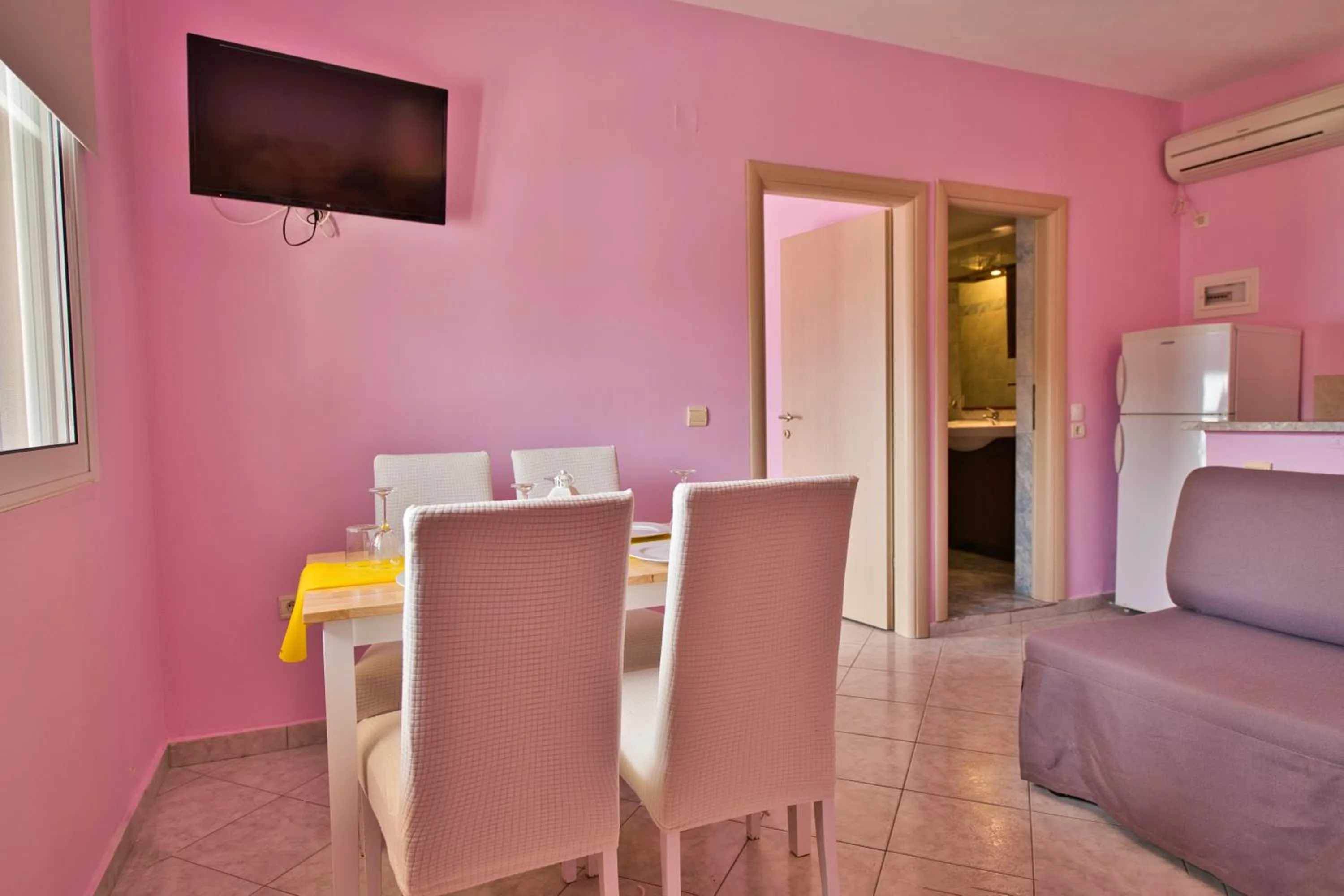 Dining area in La Casa Di Nonna Anna