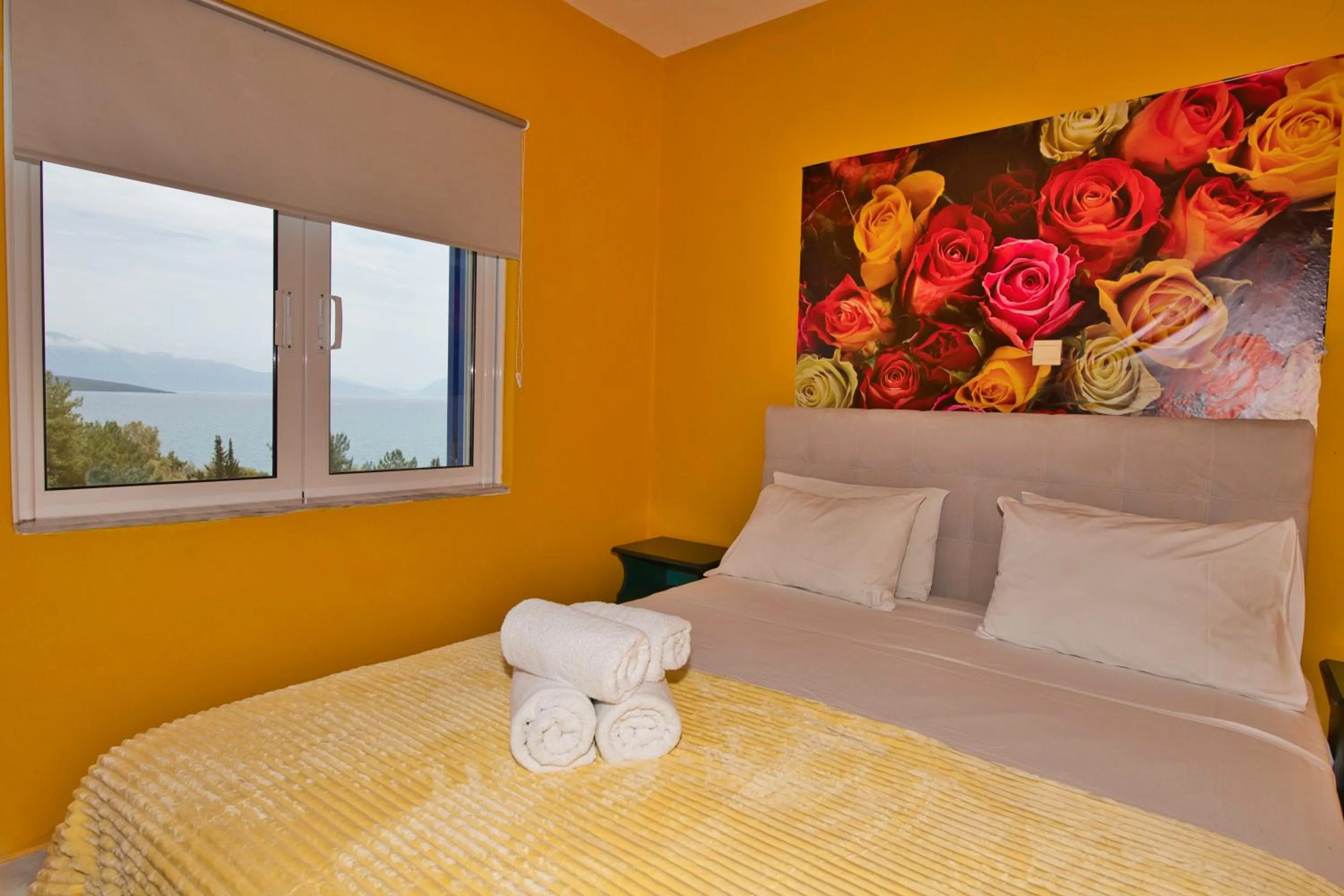 Photo of the whole room, Bed in La Casa Di Nonna Anna