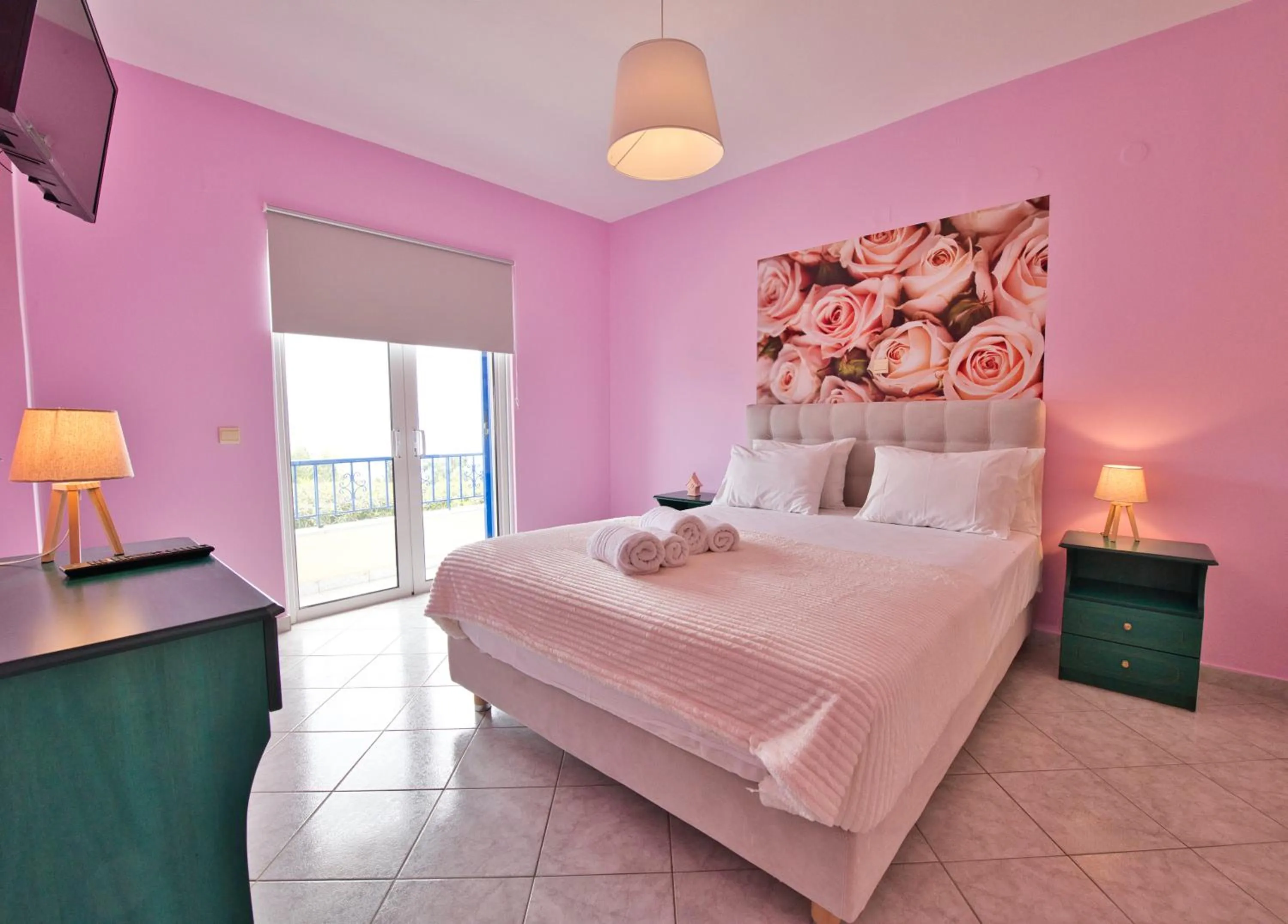 Photo of the whole room, Bed in La Casa Di Nonna Anna