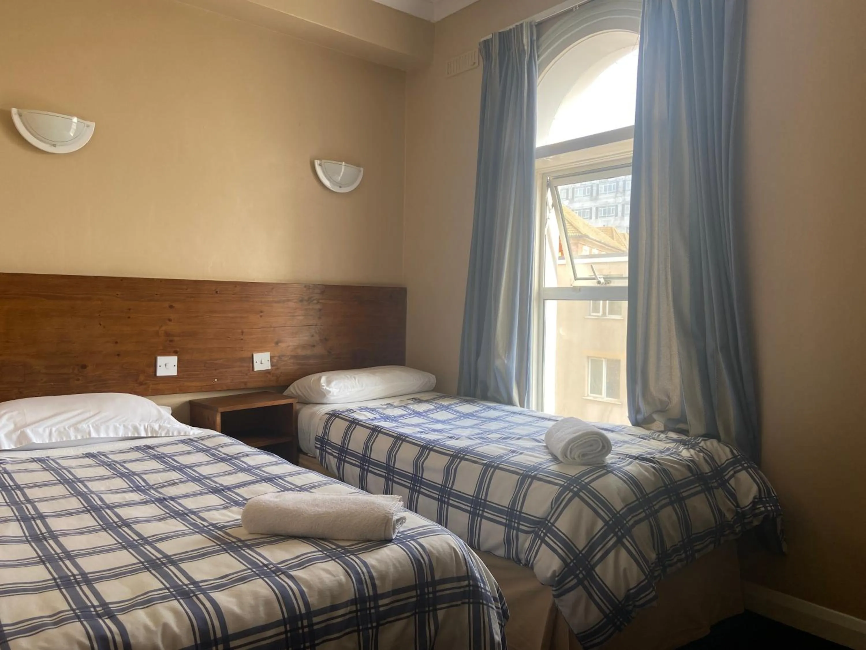 Bedroom, Bed in OYO Gran Canaria Hotel