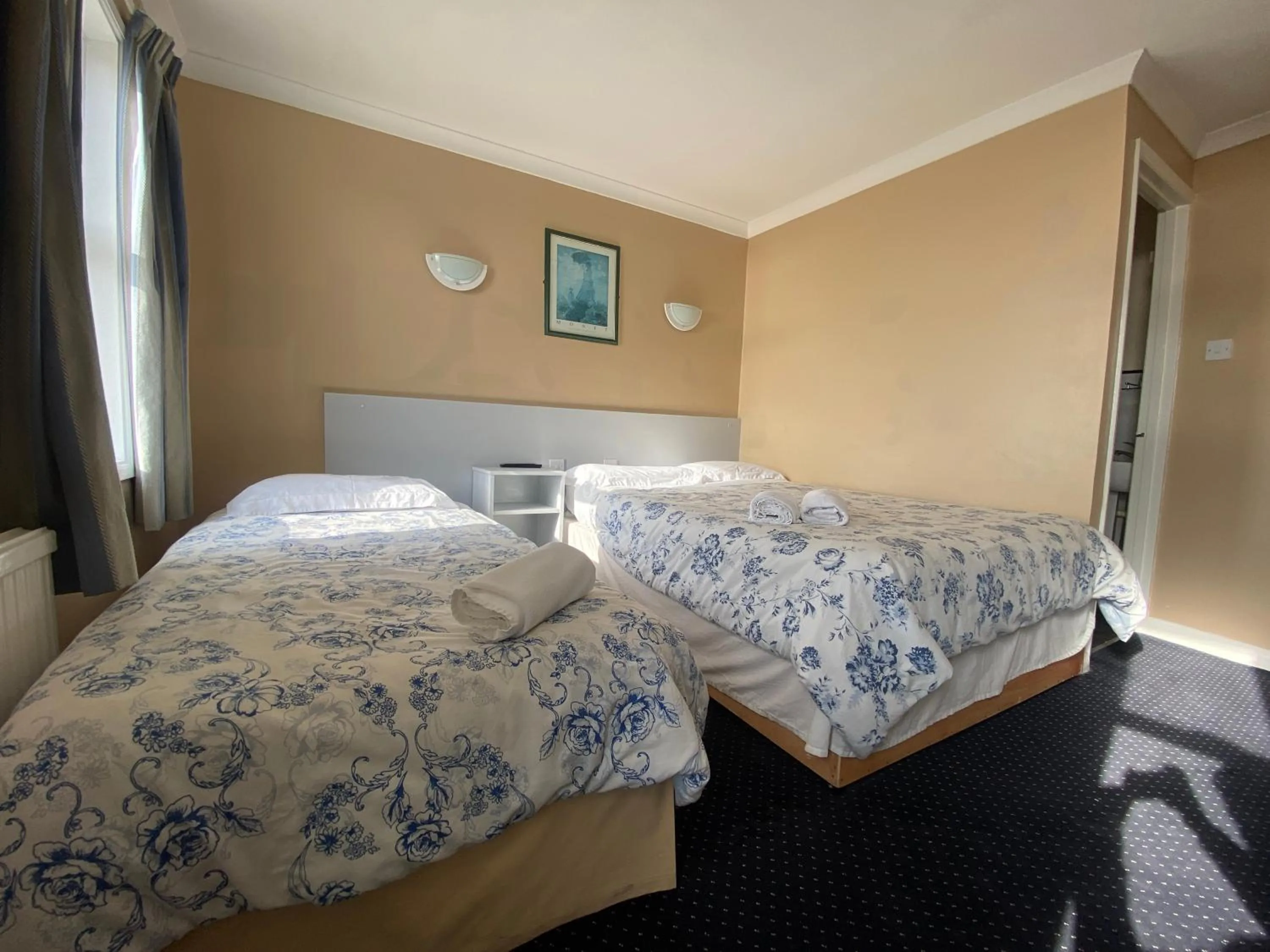 Bedroom, Bed in OYO Gran Canaria Hotel