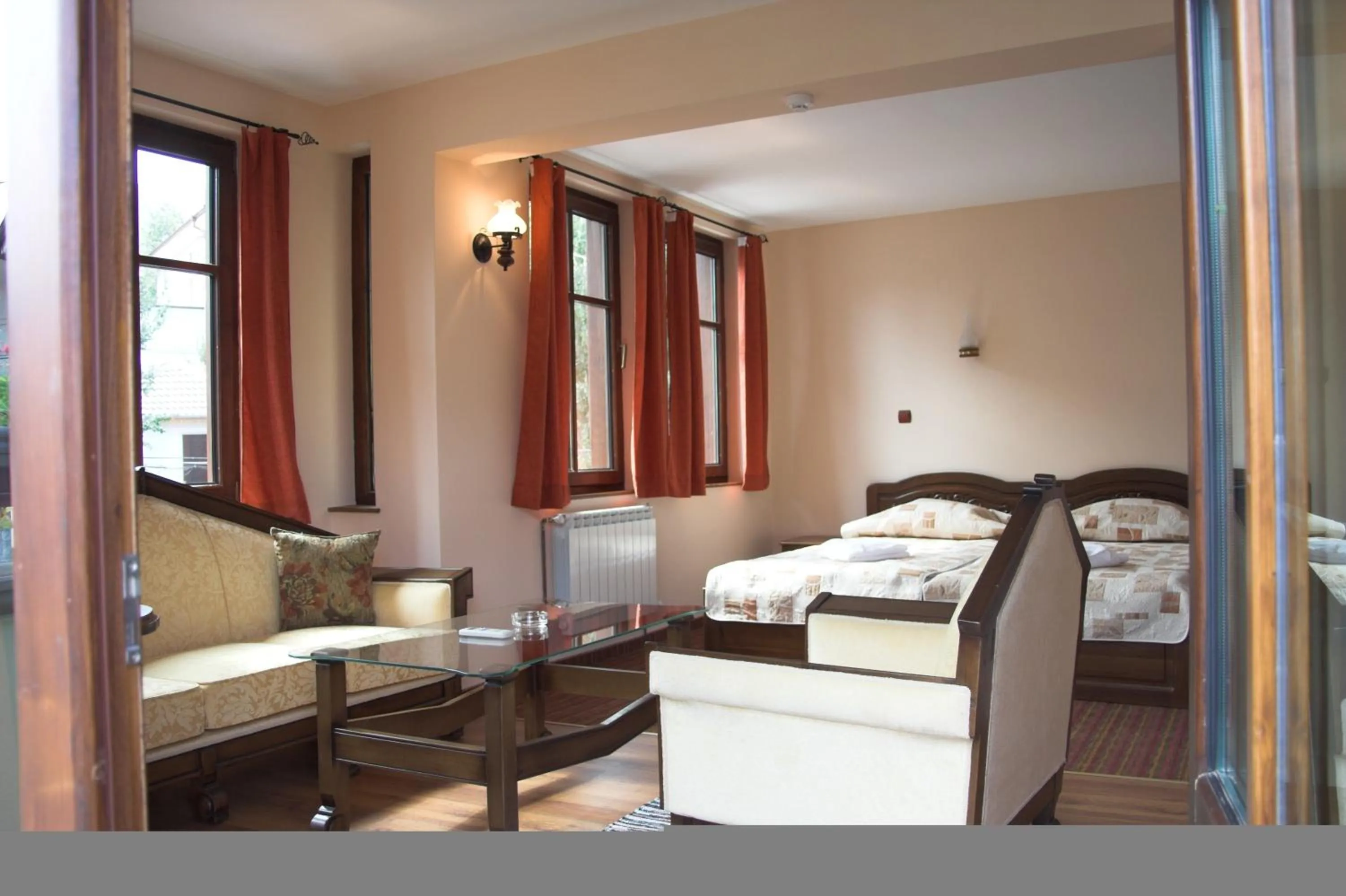 Photo of the whole room, Bed in Hotel Old Times