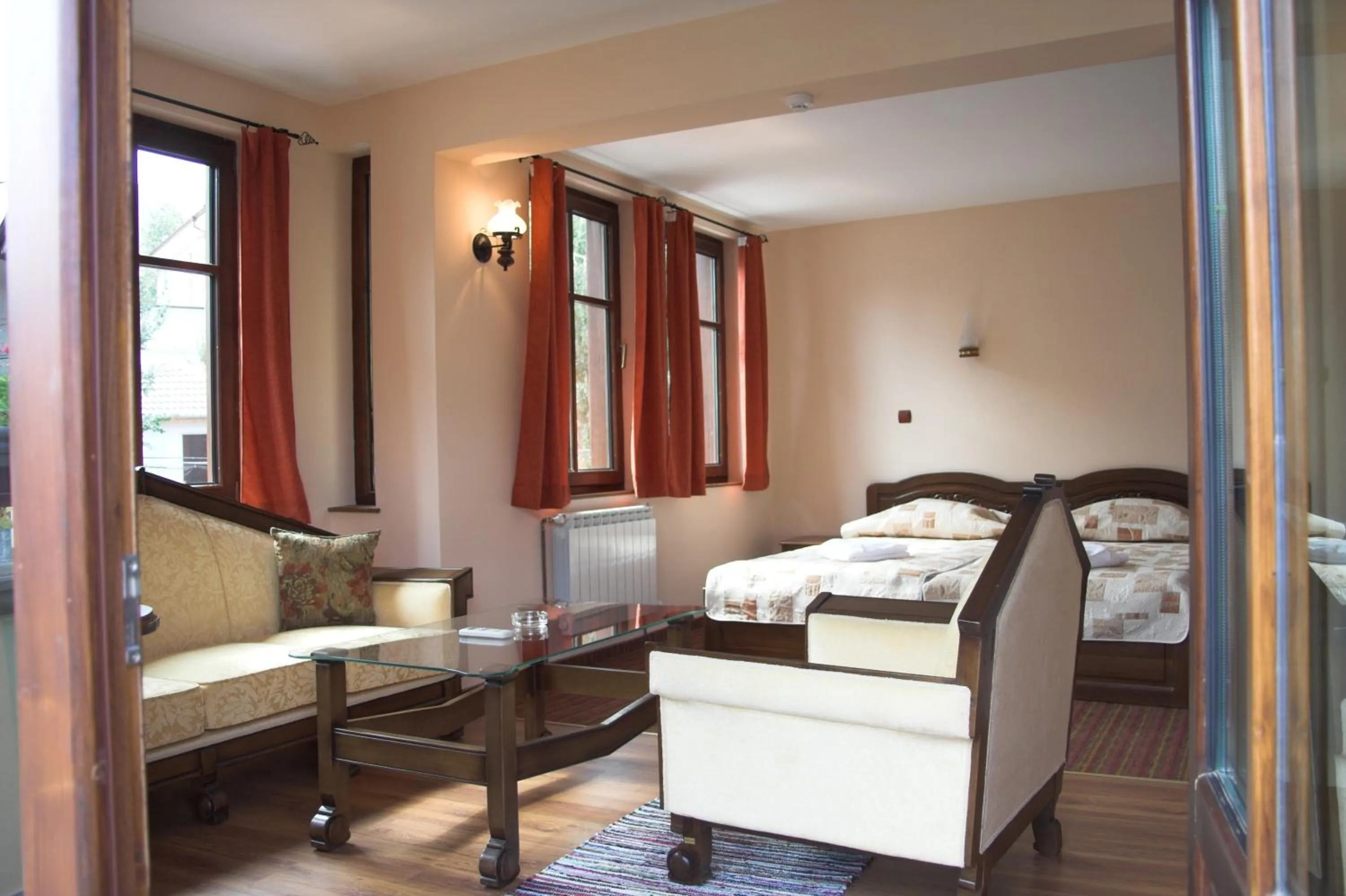 Photo of the whole room, Bed in Hotel Old Times