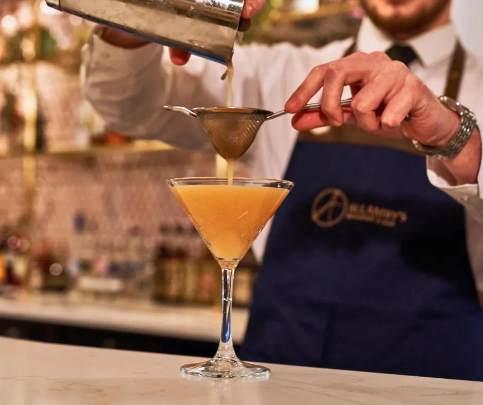 Lounge or bar in Shaw Hill Hotel Golf And Country Club