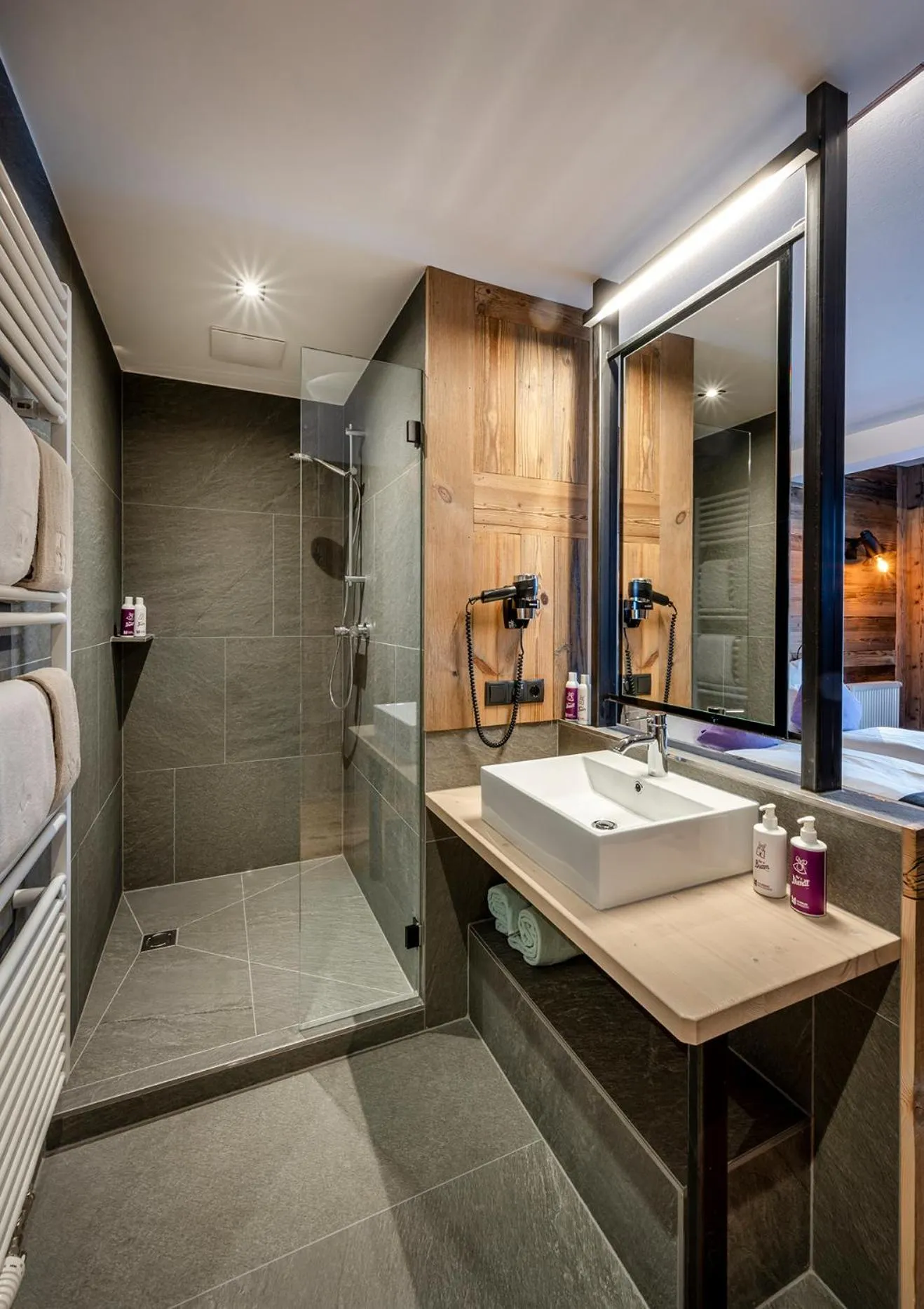 Shower in almlust - hotel, apartments, chalets