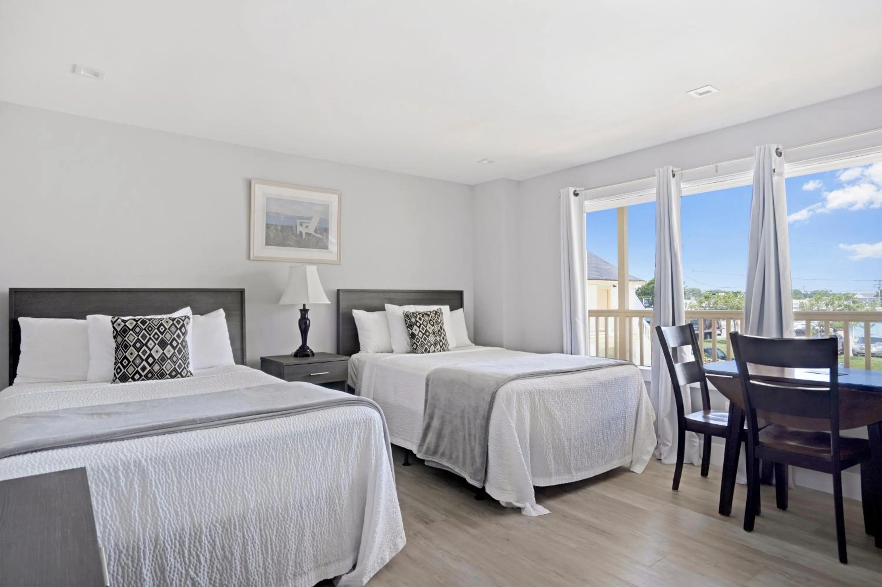 A Wave Inn - Montauk