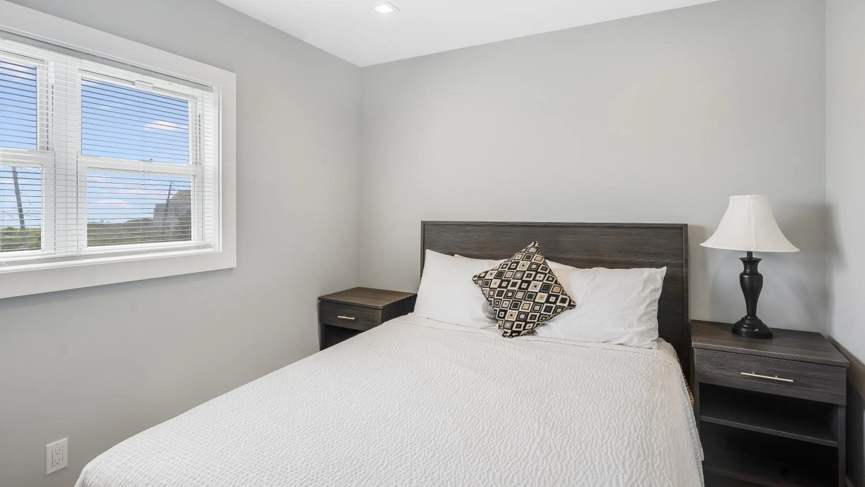 A Wave Inn - Montauk