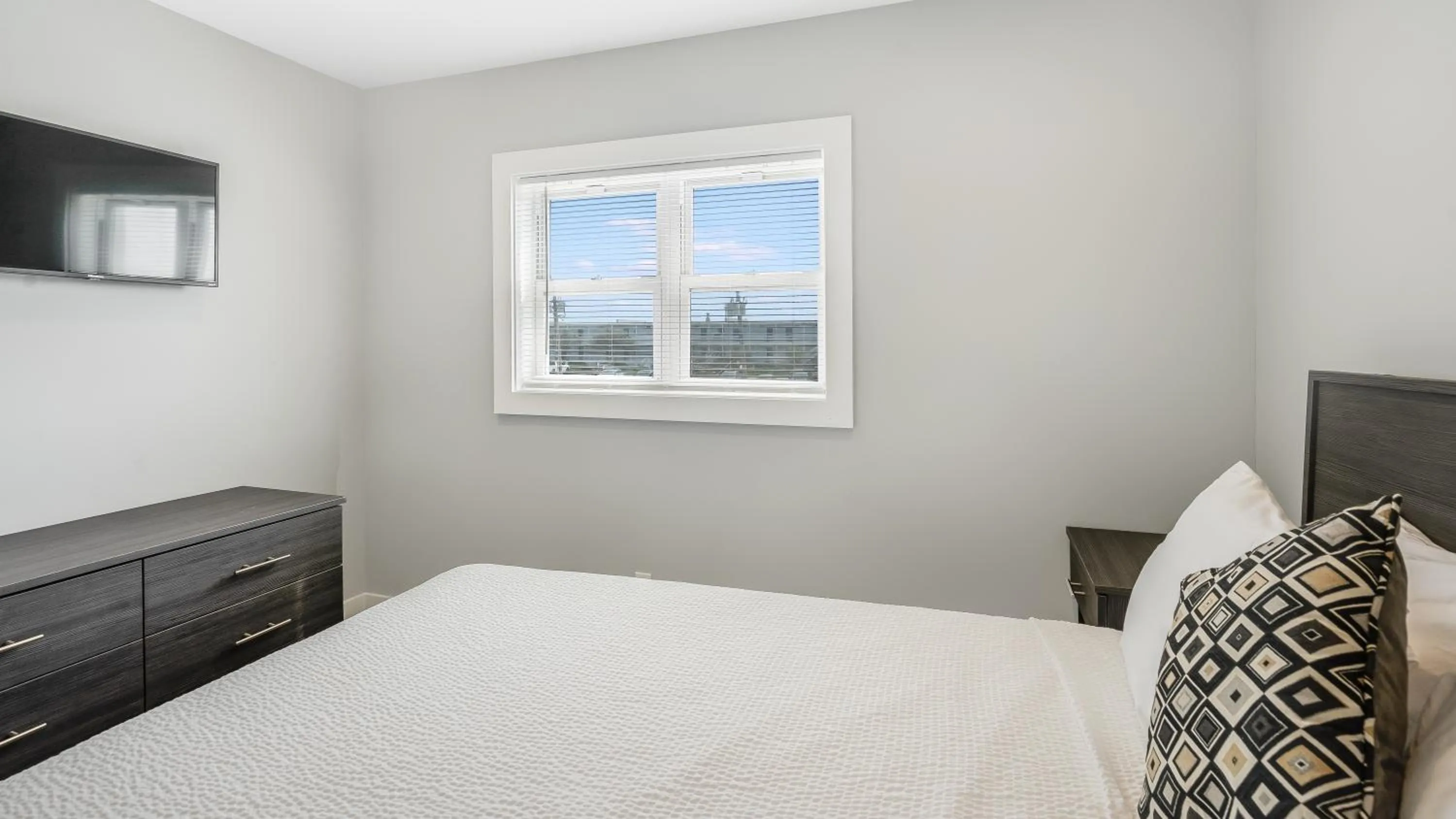 A Wave Inn - Montauk