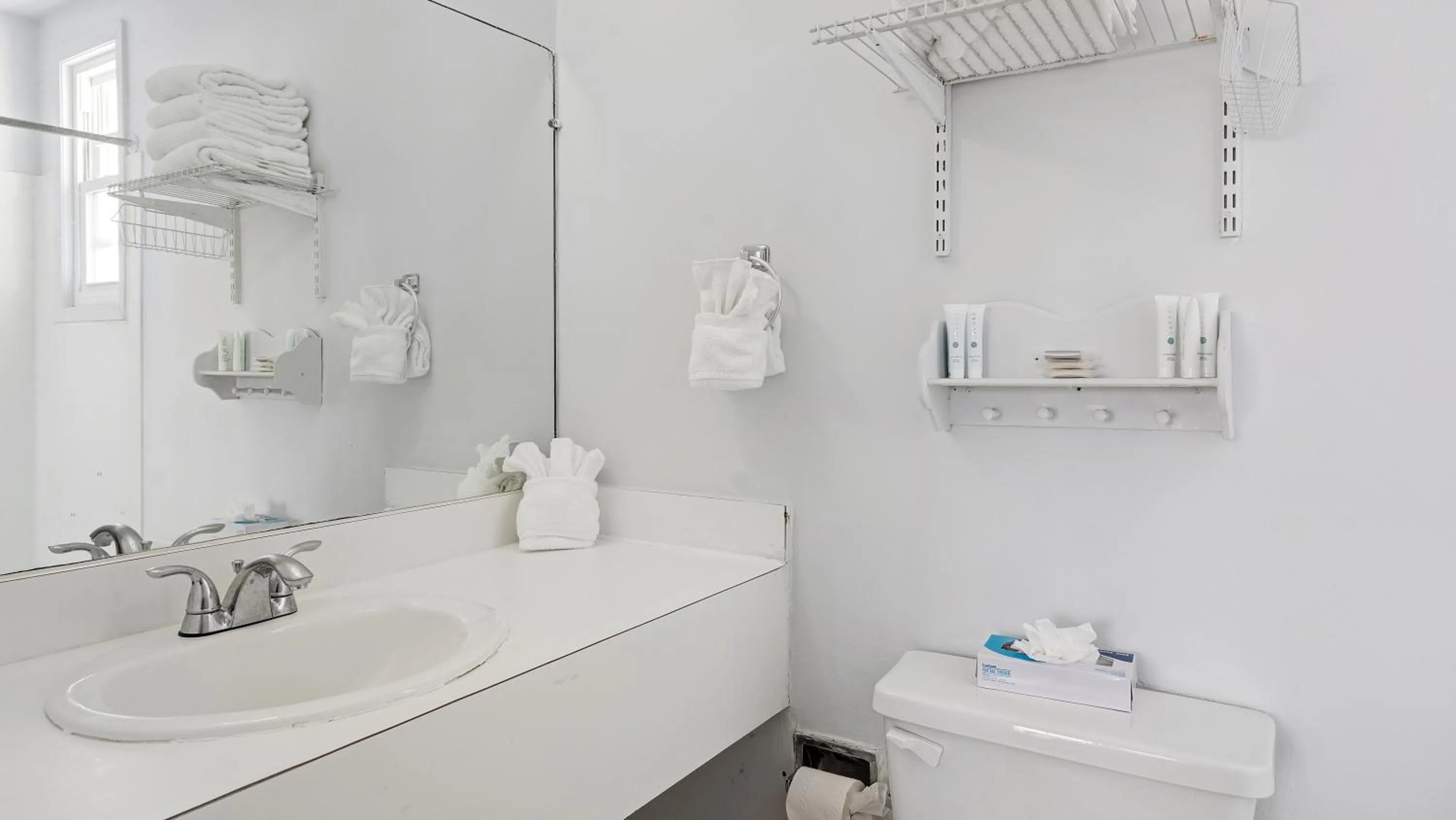 A Wave Inn - Montauk