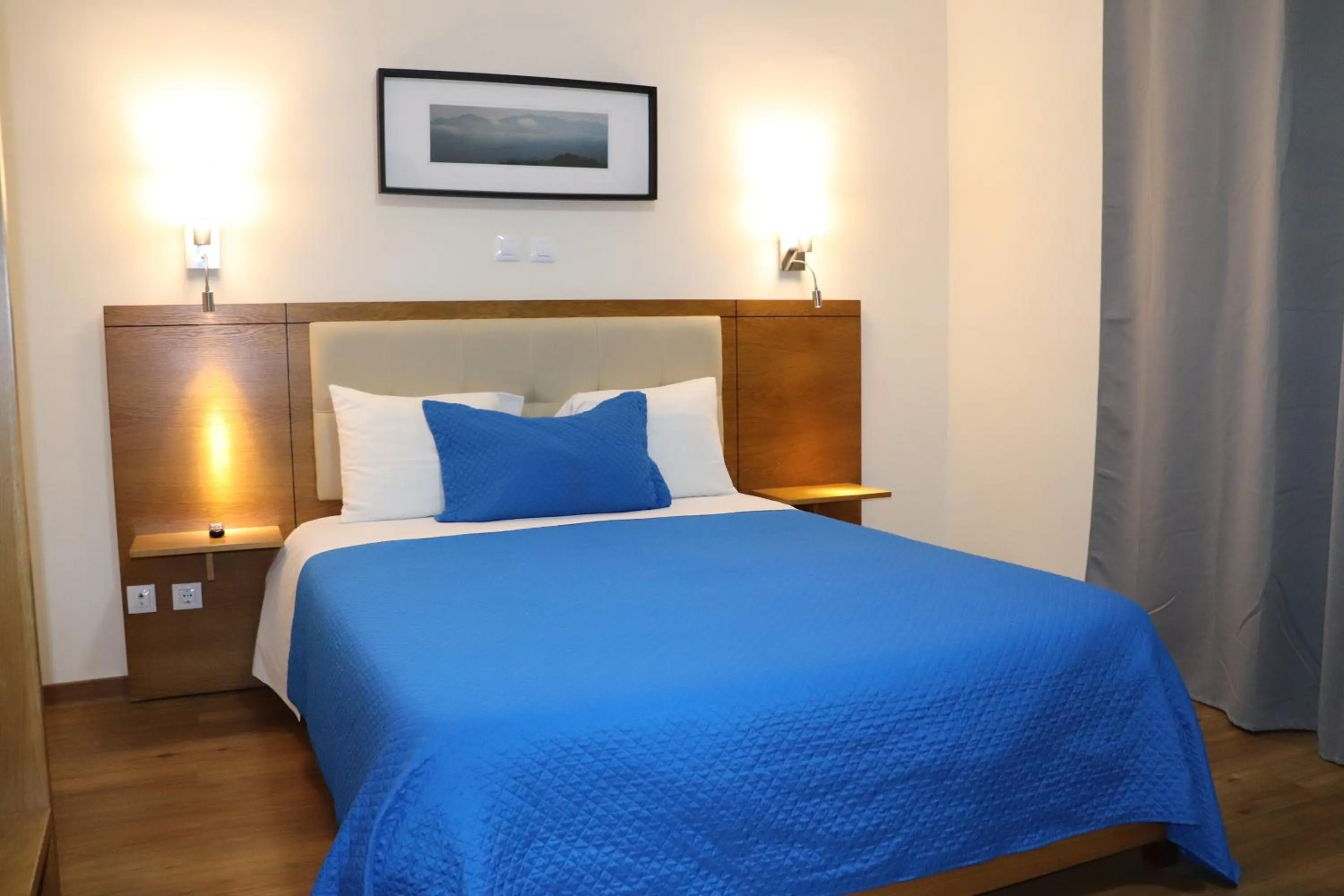 Photo of the whole room, Bed in Hotel Belém Tejo - Setubalense