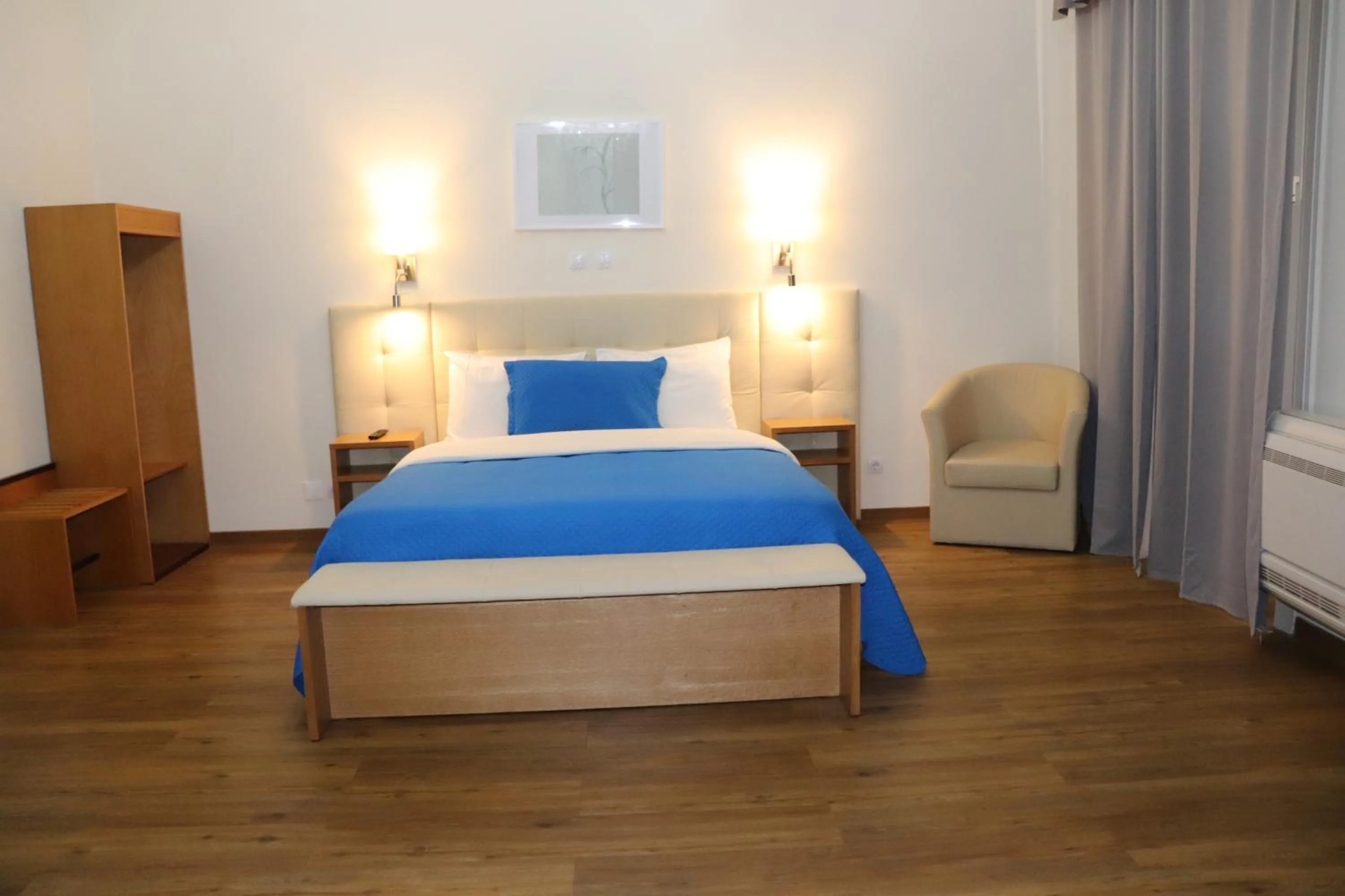 Photo of the whole room, Bed in Hotel Belém Tejo - Setubalense