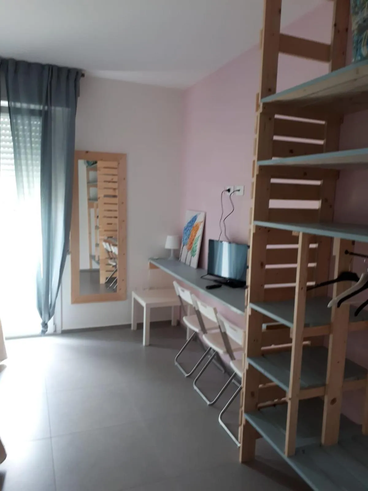 Bed in R&B Manga Rosas