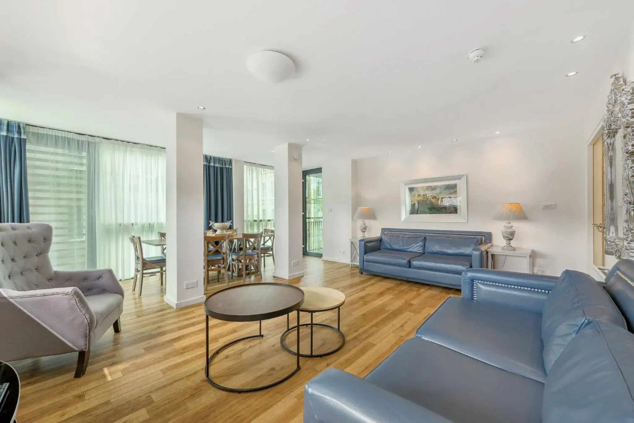 3-Bedroom Apartment in Princes Street Suites 3-Bedroom Apartment in Princes Street Suites