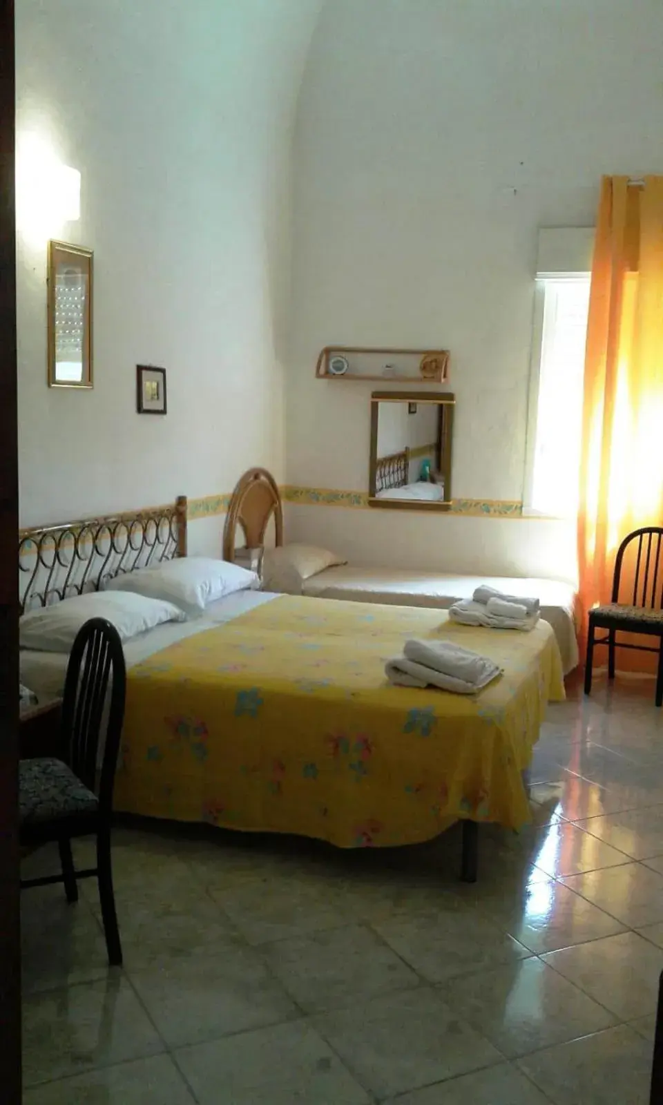 Economy Double Room - single occupancy in L'ANTICA TORRE Economy Double Room - single occupancy in L'ANTICA TORRE