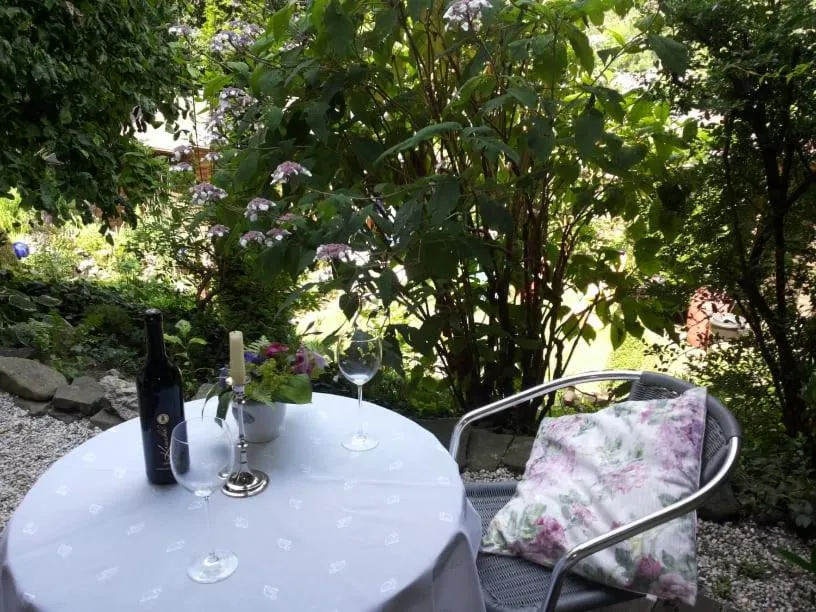 Garden in Gästezimmer Am Hüstert