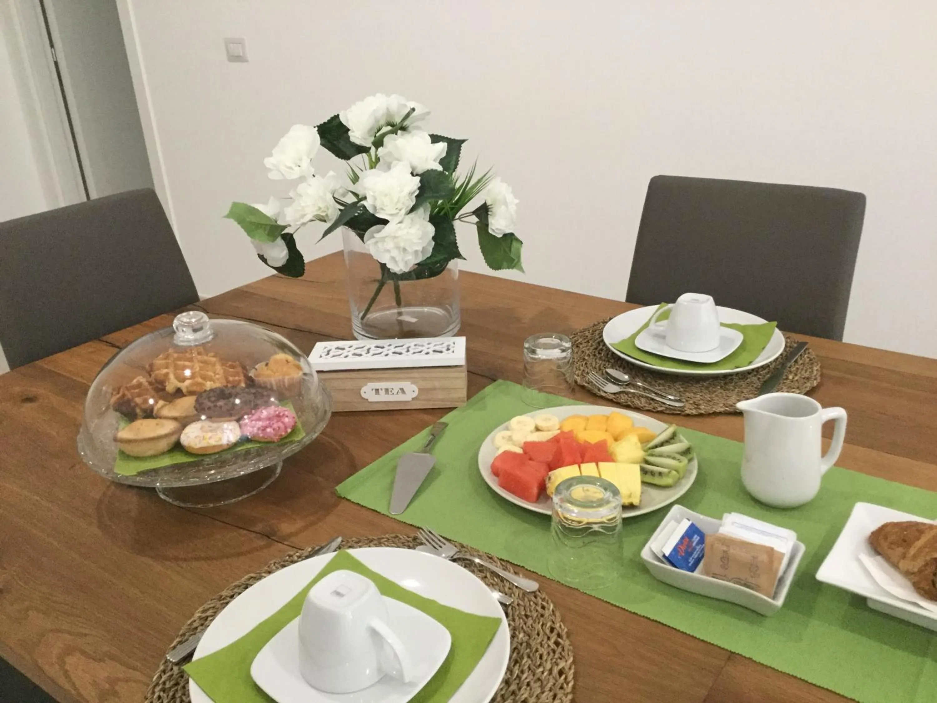 Buffet breakfast in Ledwars