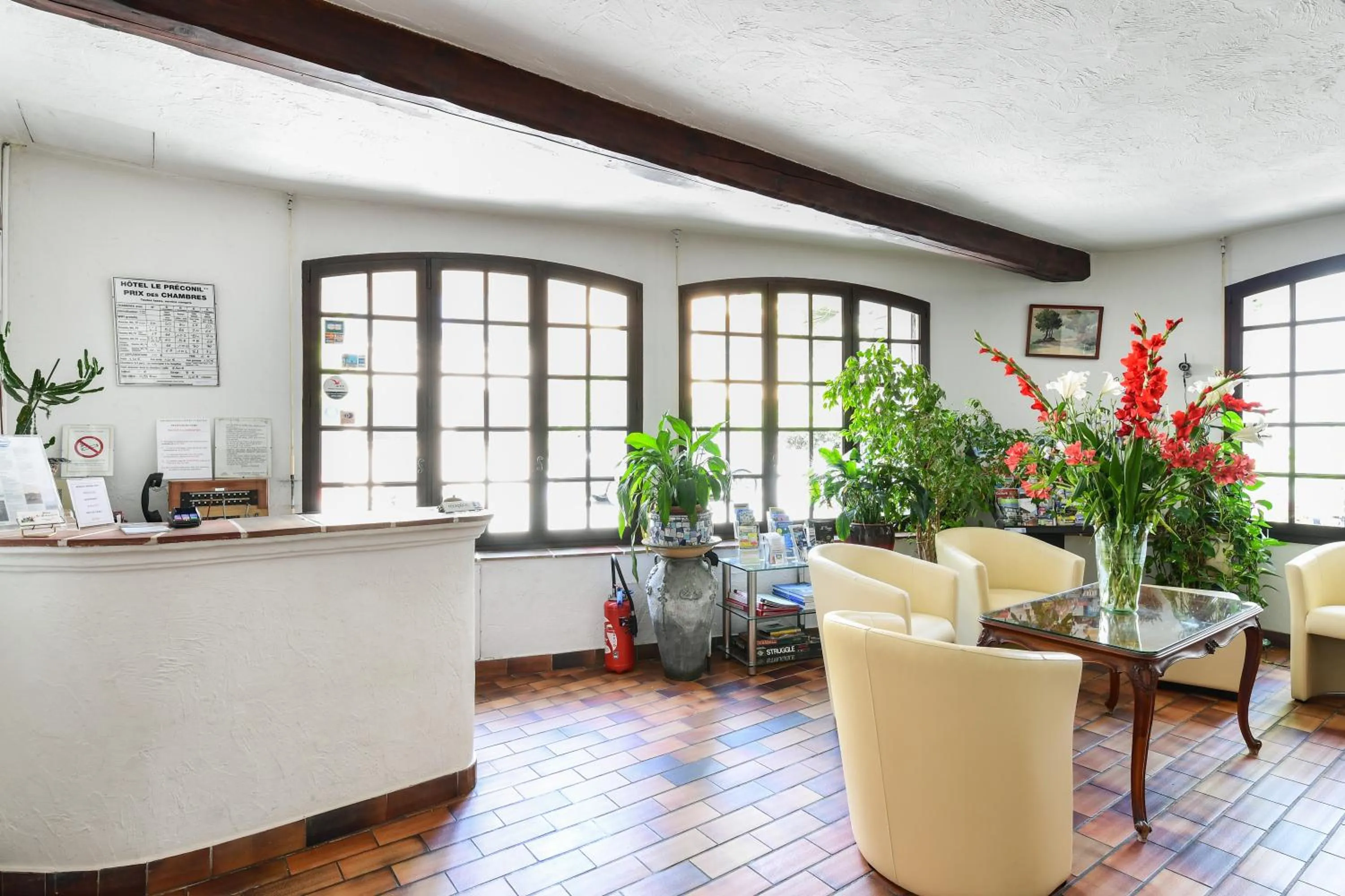 Lobby or reception in Le Preconil