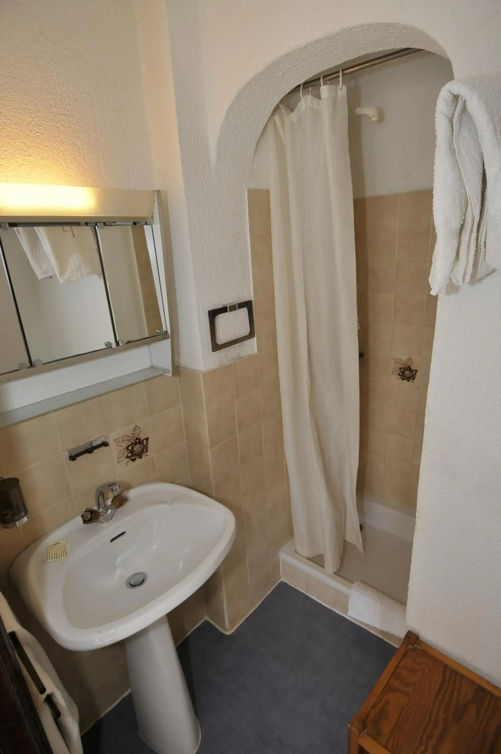 Twin Room with Terrace in Le Preconil Twin Room with Terrace in Le Preconil