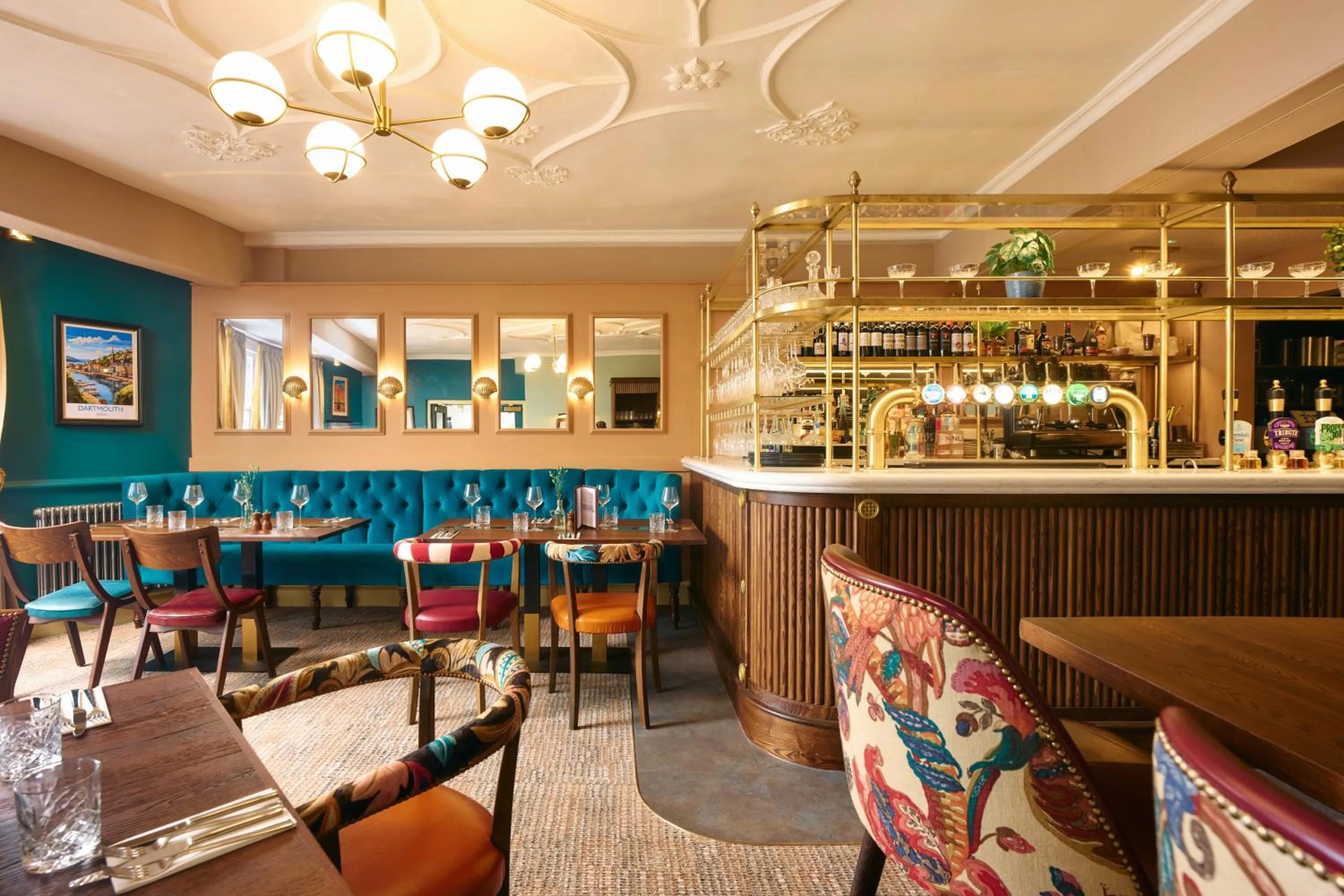 Restaurant/places to eat in The Royal Castle