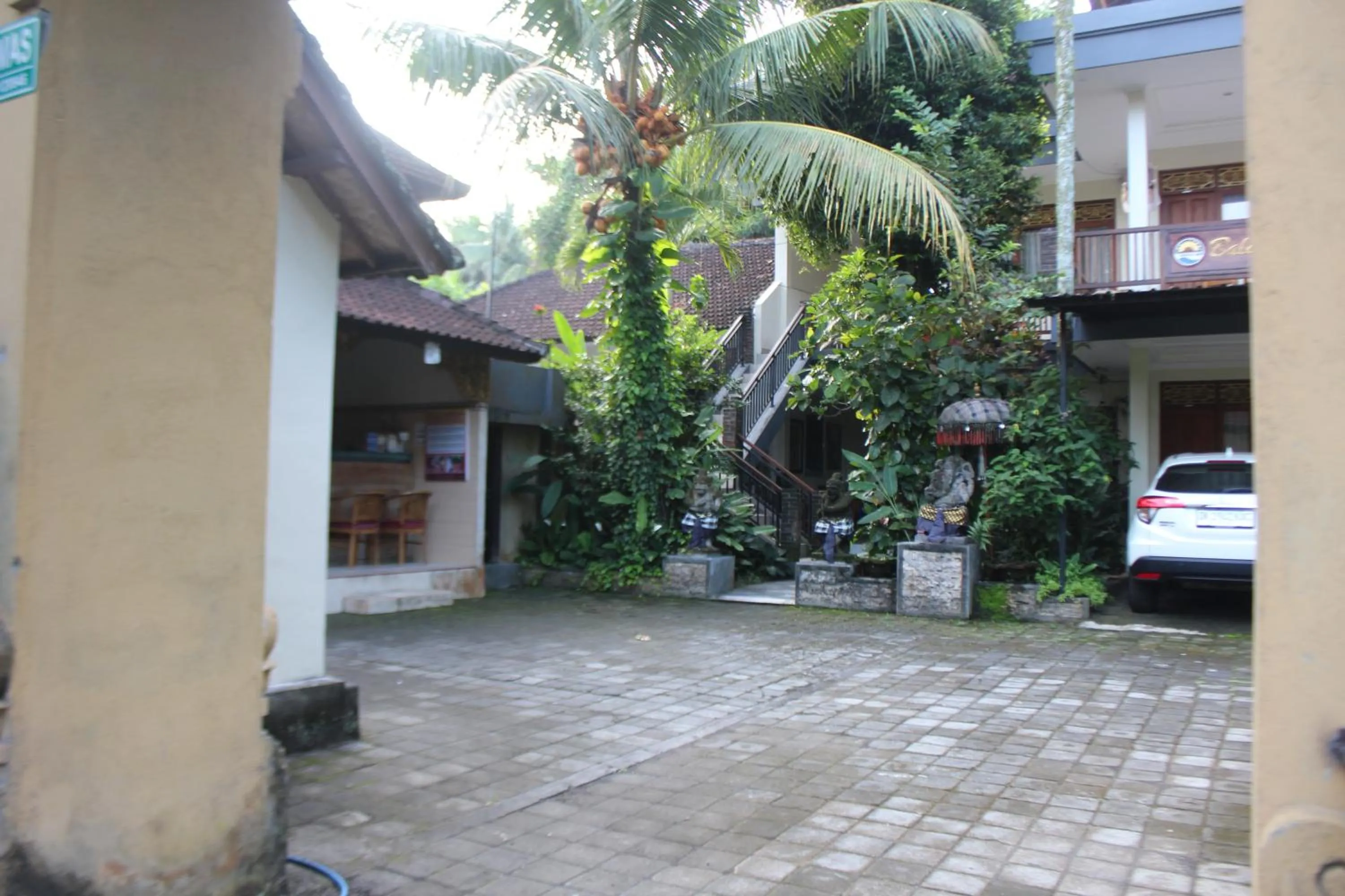 Parking in Balimas Guest House