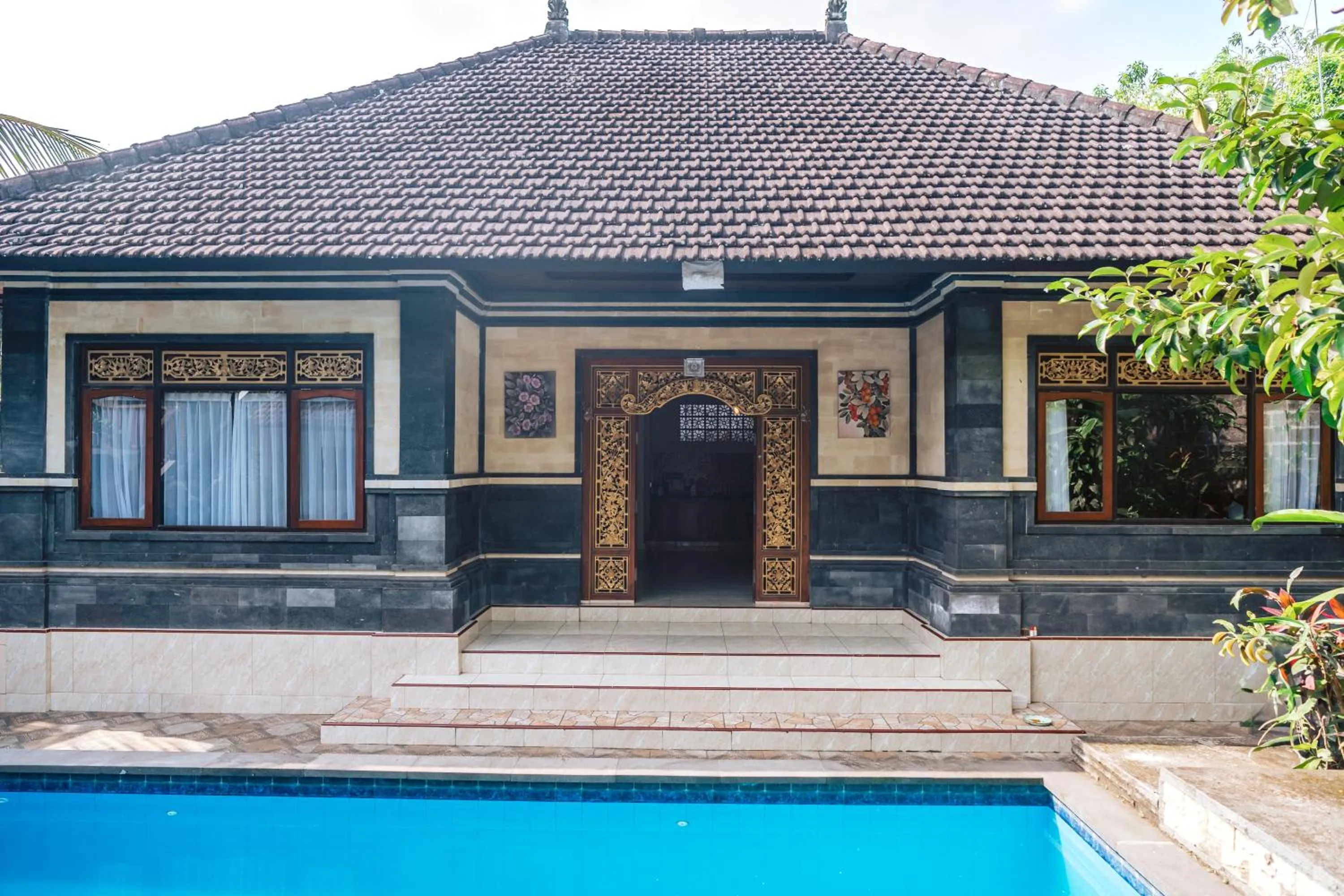 Property building in Balimas Guest House