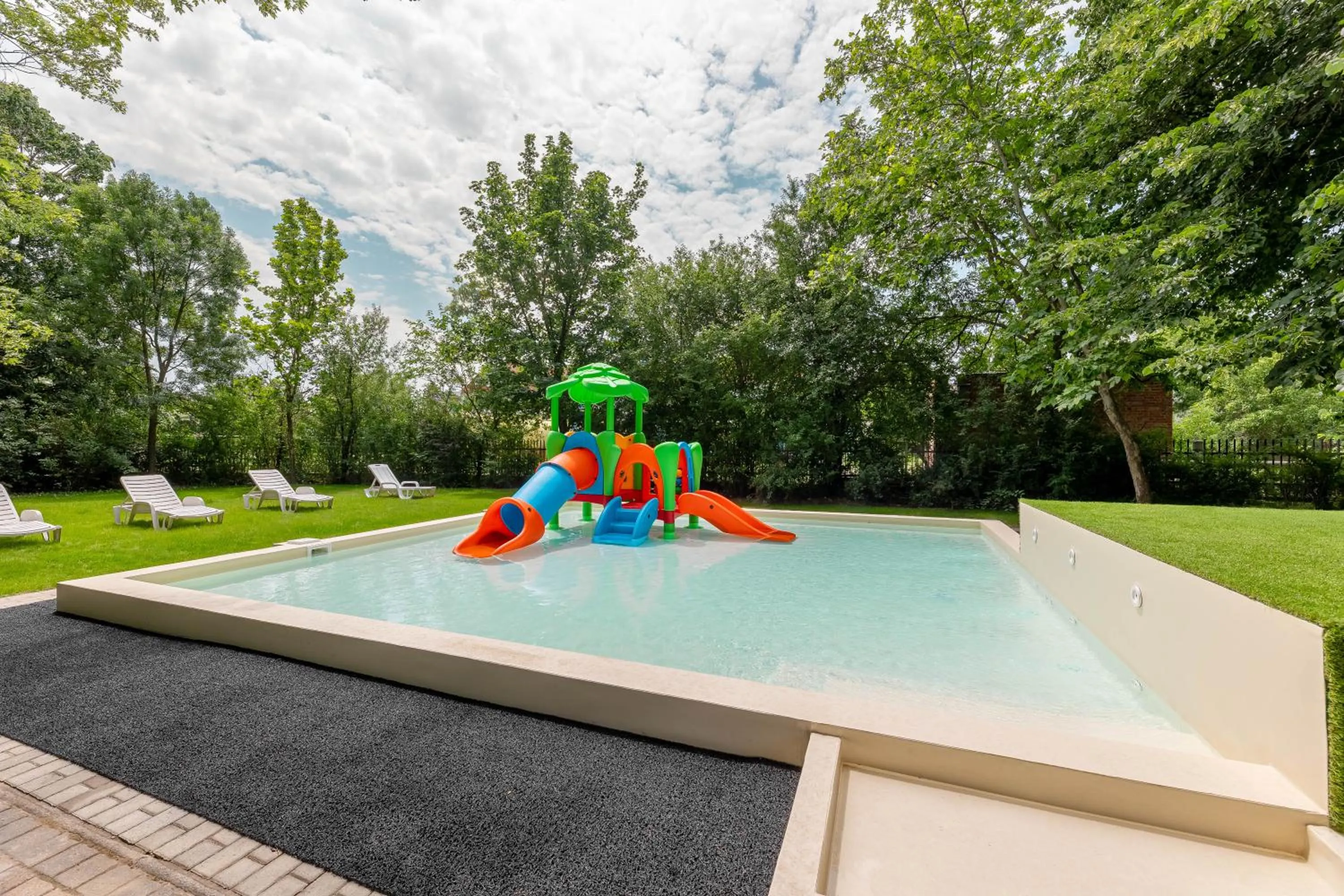 Property building in Thermal Hotel Garden