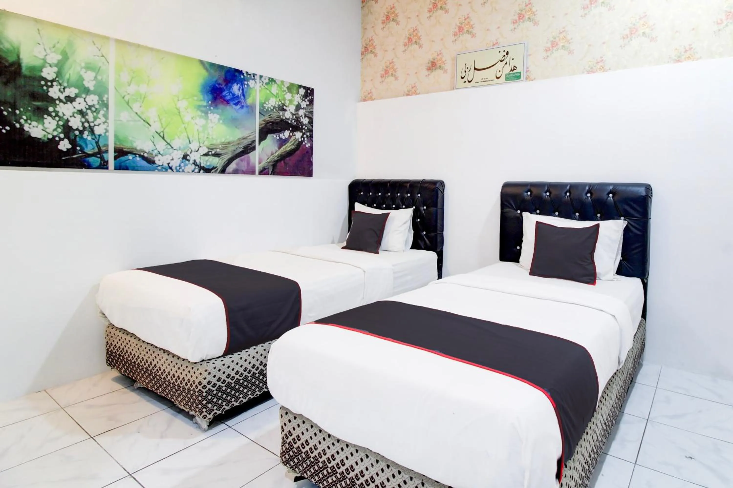 Bedroom, Bed in Hotel O Jalan Jenderal Sudirman Near Imam Bonjol Square