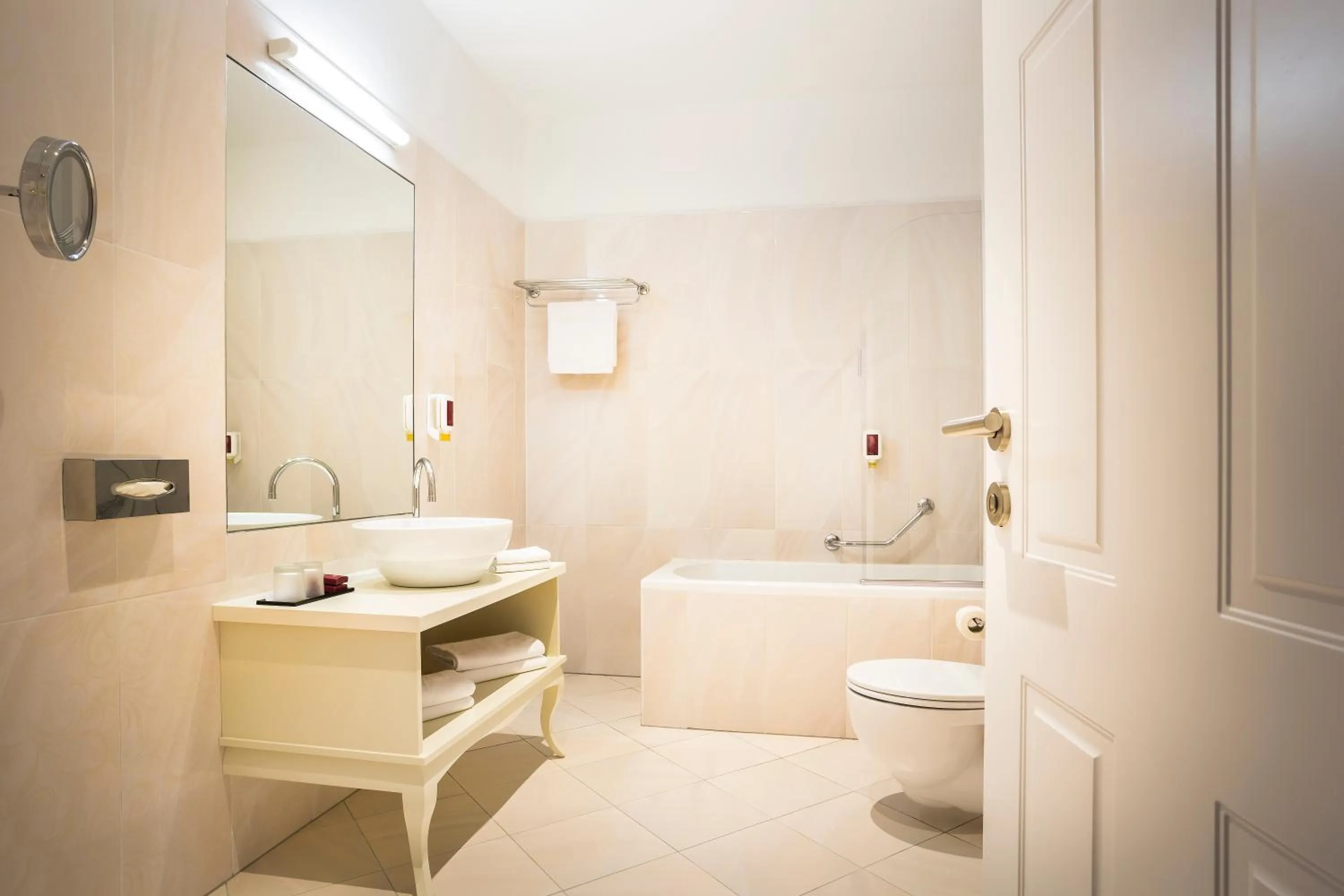 Bathroom in Villa Amalia - by Liburnia Hotels & Villas