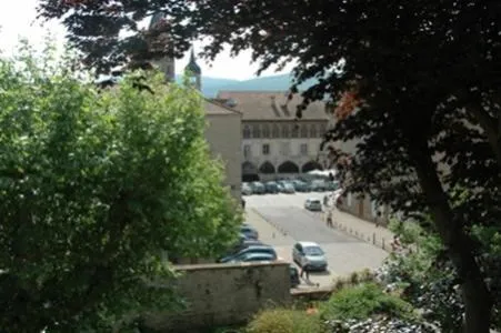 Day in Le Clos de l'Abbaye