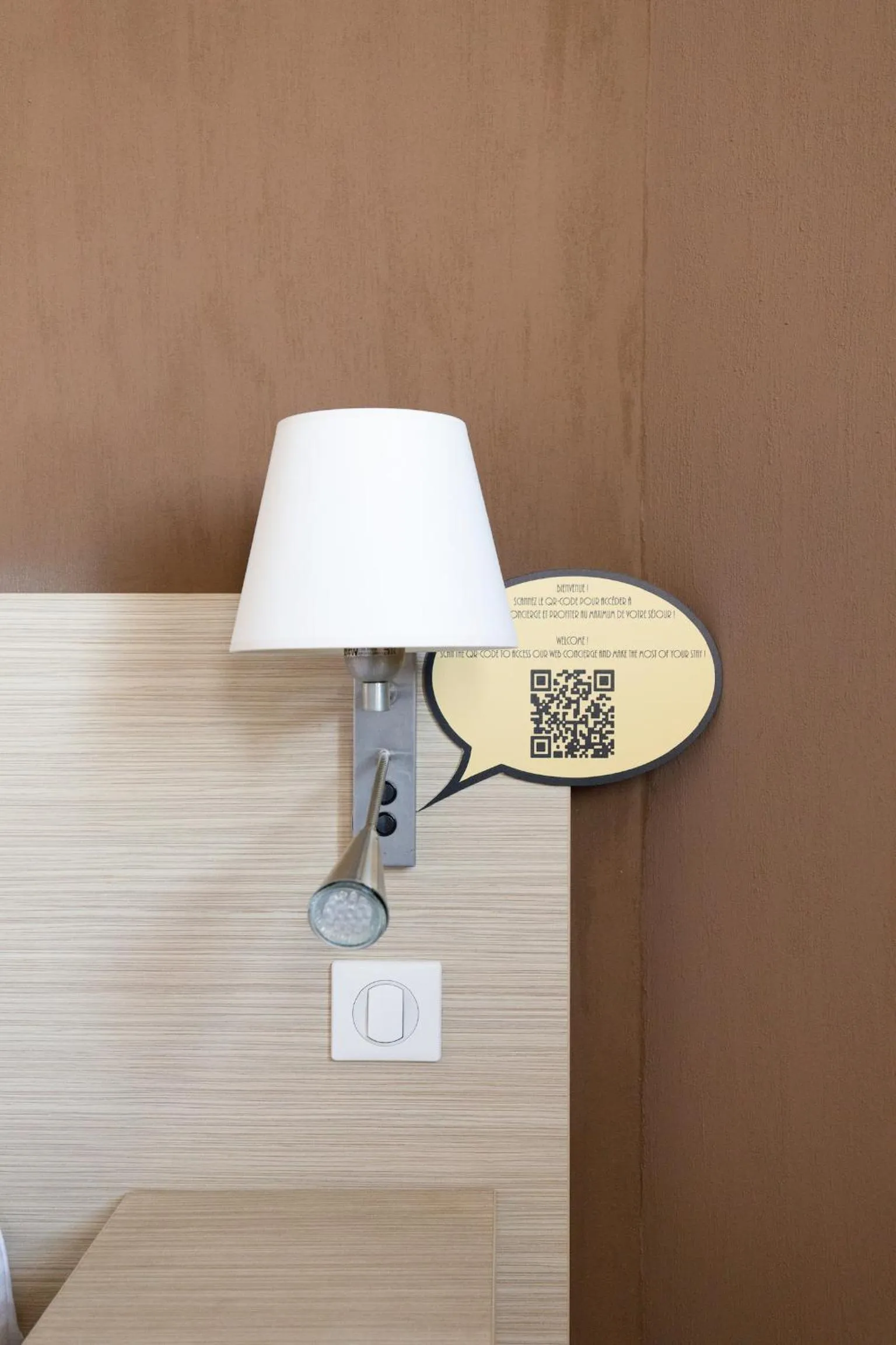 Decorative detail in Hôtel de l'Étoile