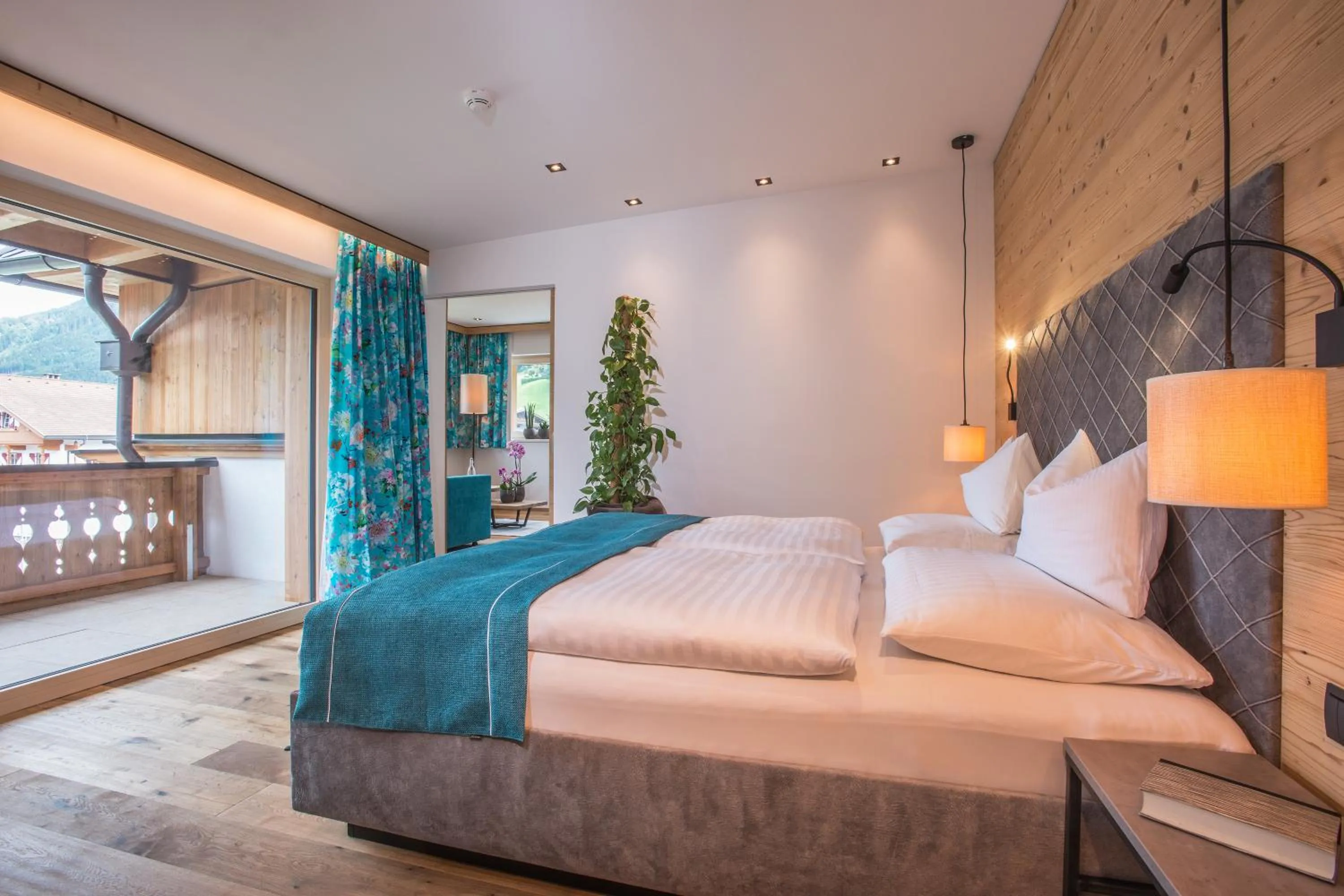 Bed in Hotel Tipotsch