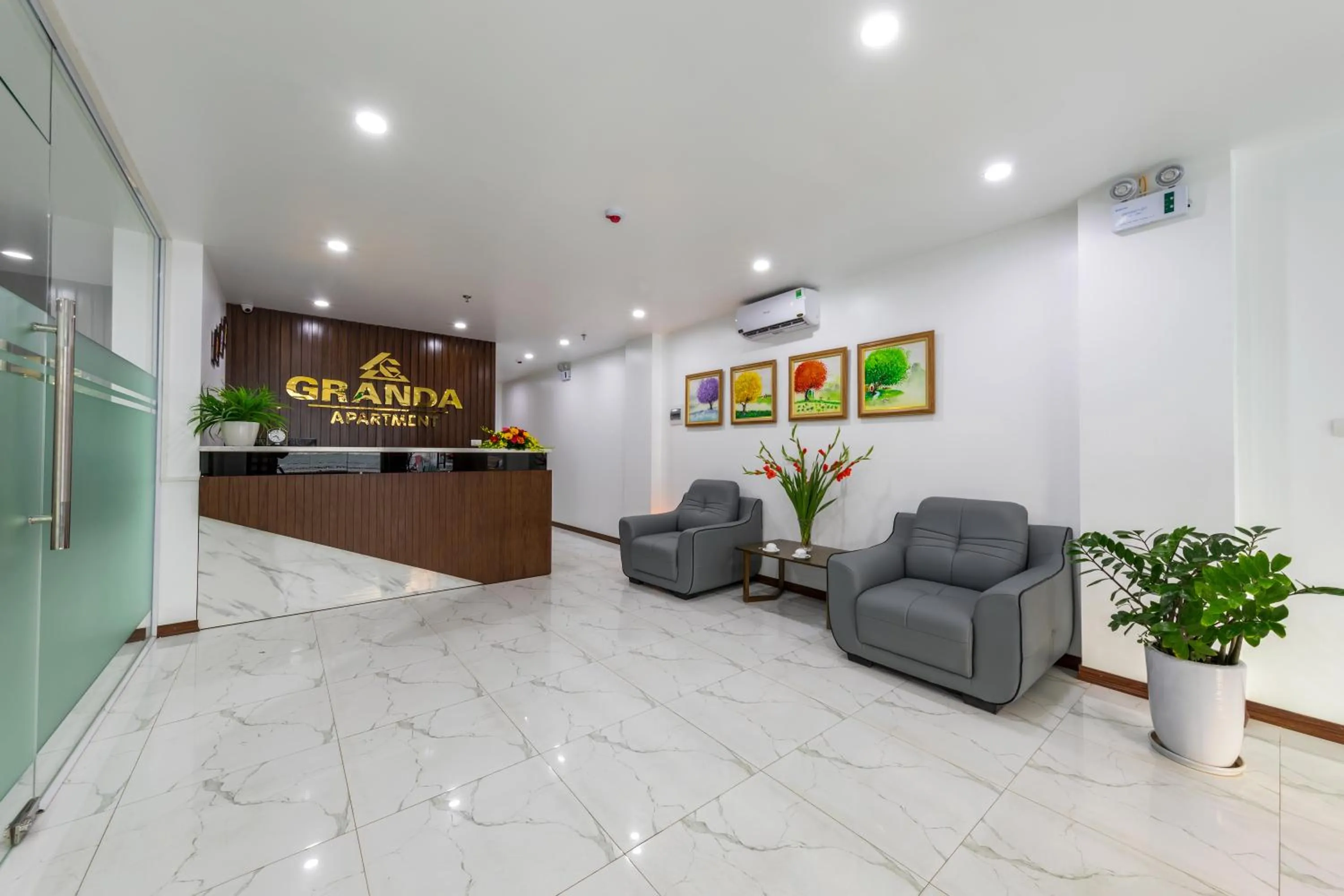 Lobby or reception in Granda Suites Hanoi