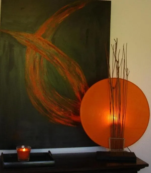 Decorative detail in Blue Cliffs Retreat