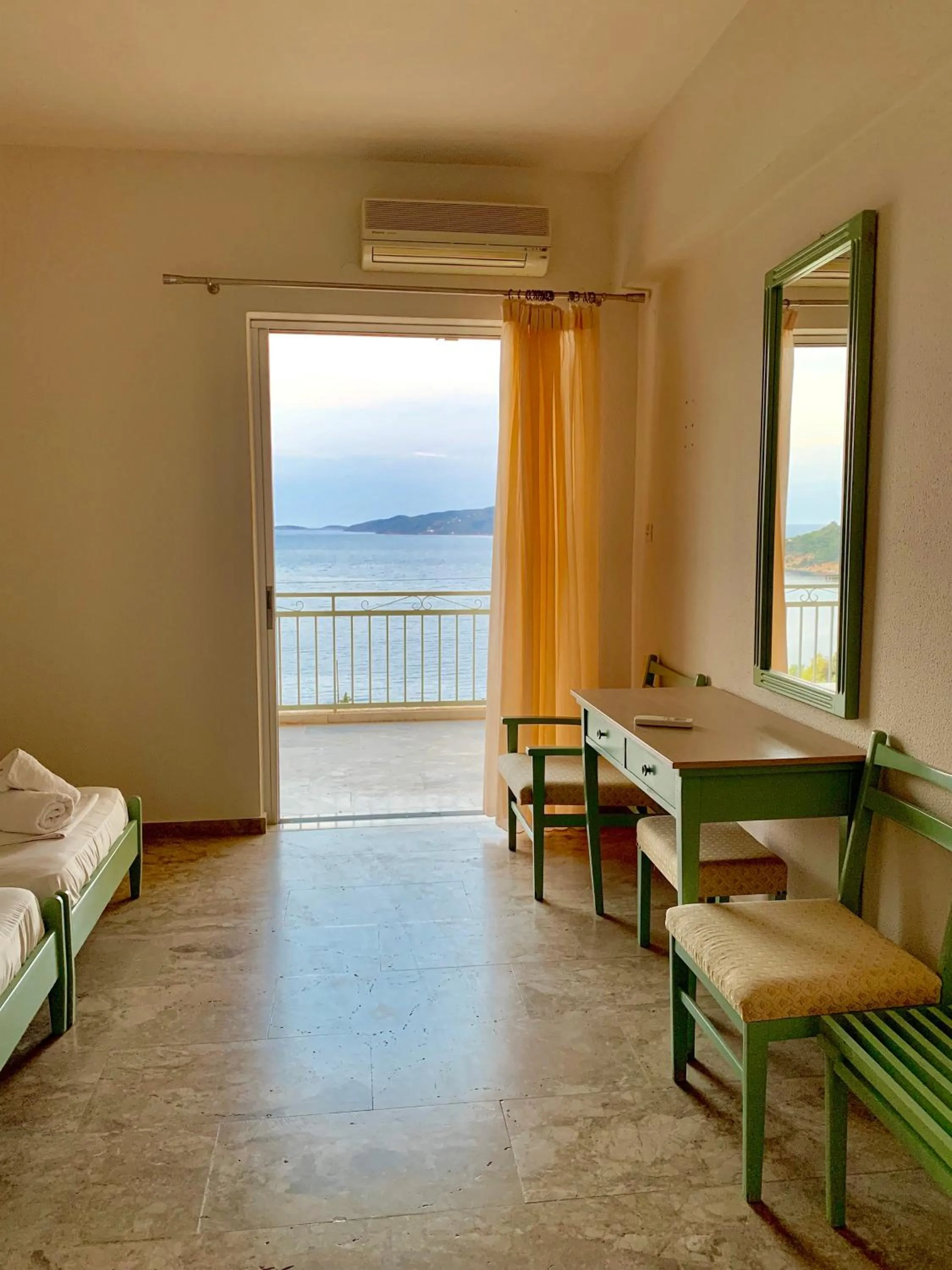 Bed in Fedra Apartments