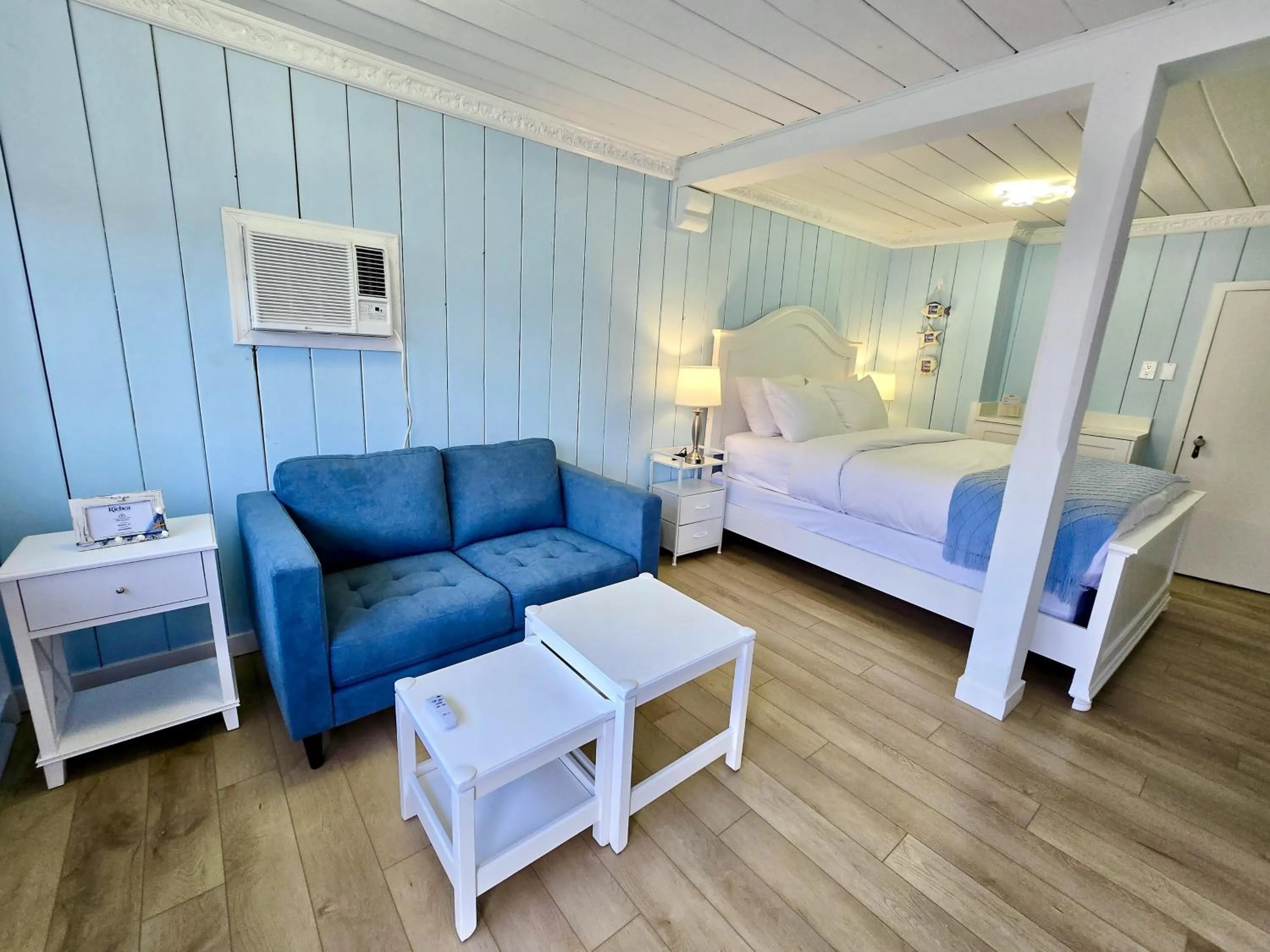 Bed in Richca Chalets Resort