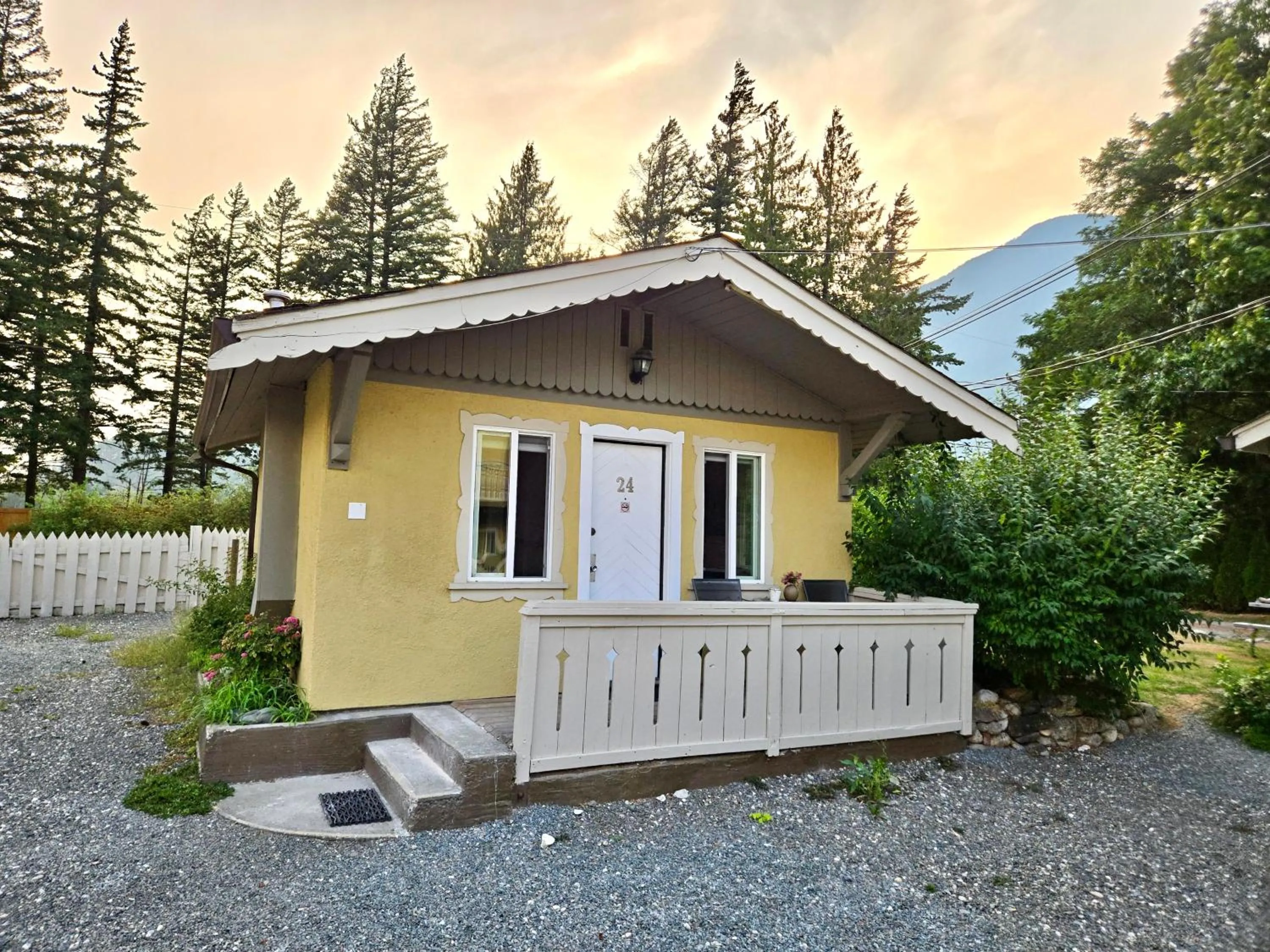 Richca Chalets Resort