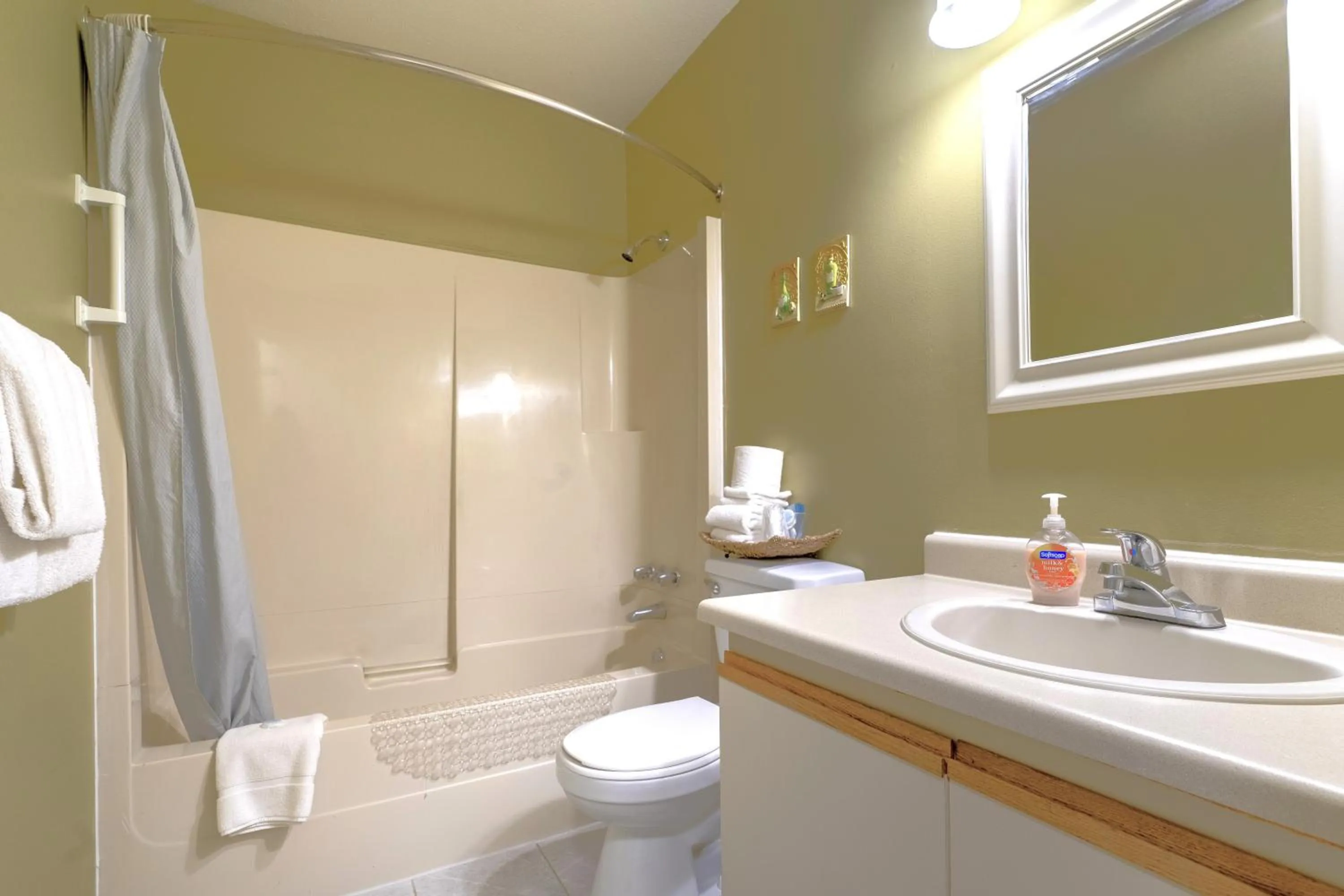 Richca Chalets Resort