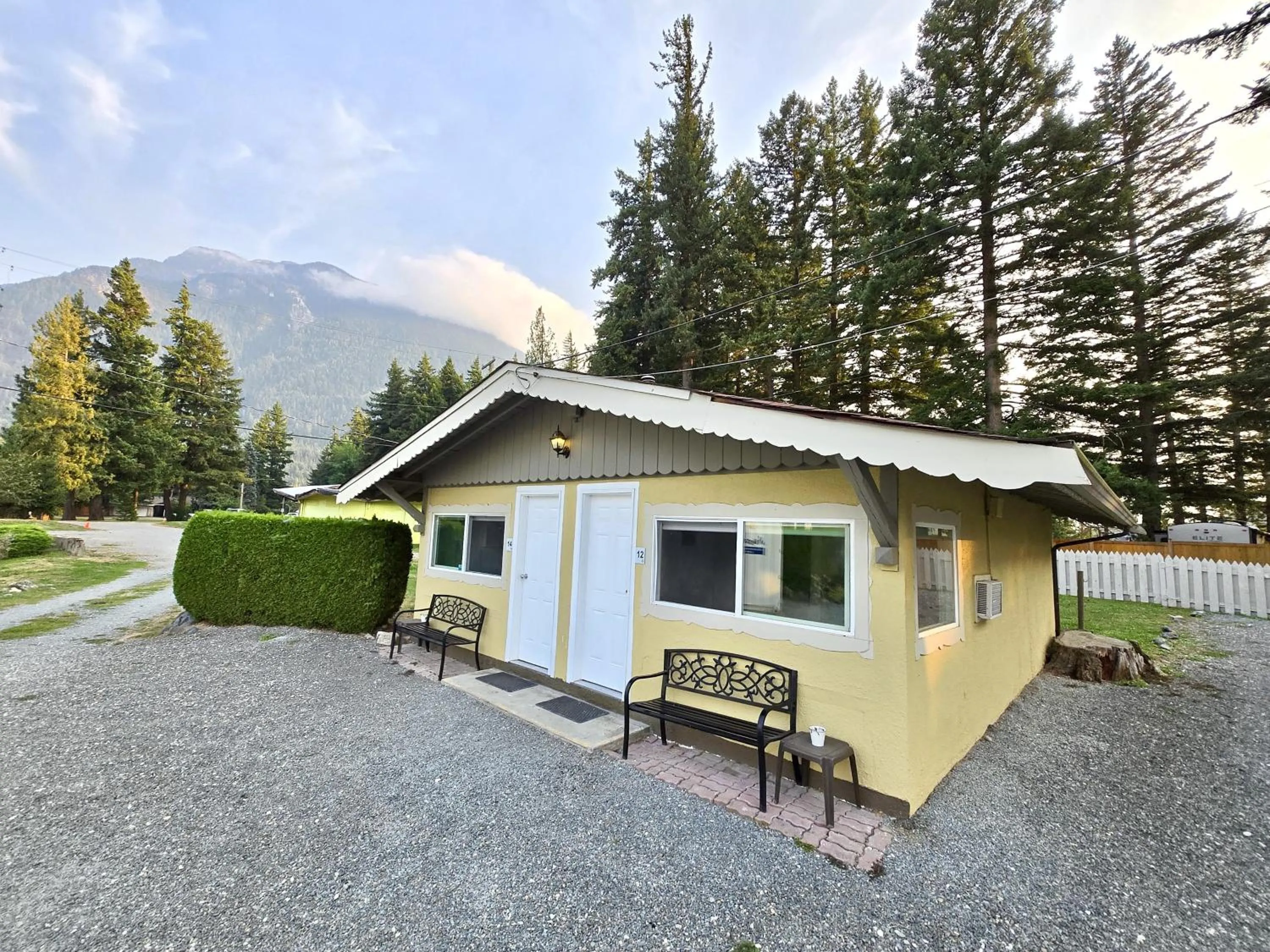 Richca Chalets Resort