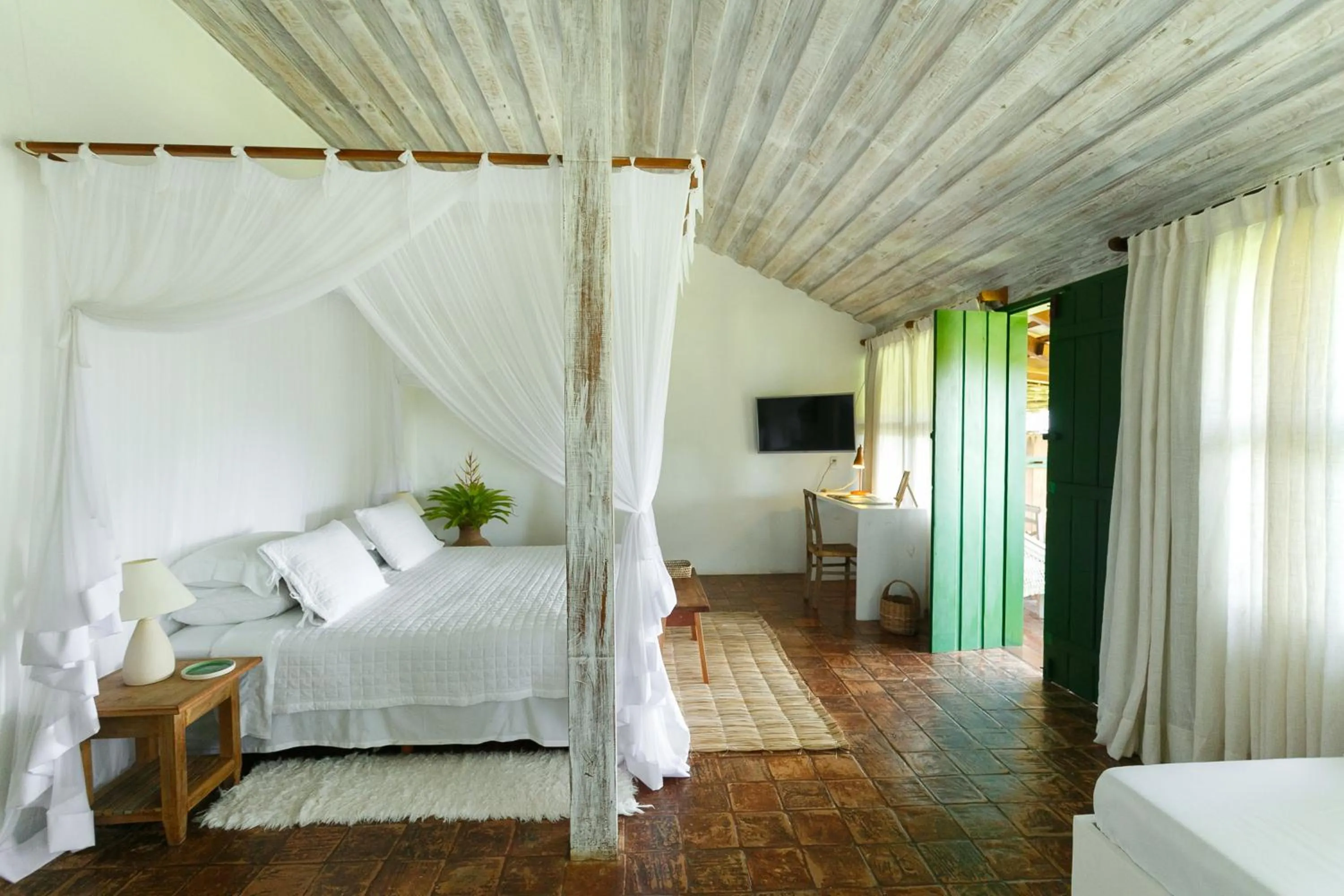 Photo of the whole room, Bed in Pousada Outeiro
