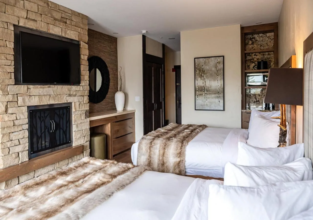 Decorative detail, Bed in The Estes Park Resort