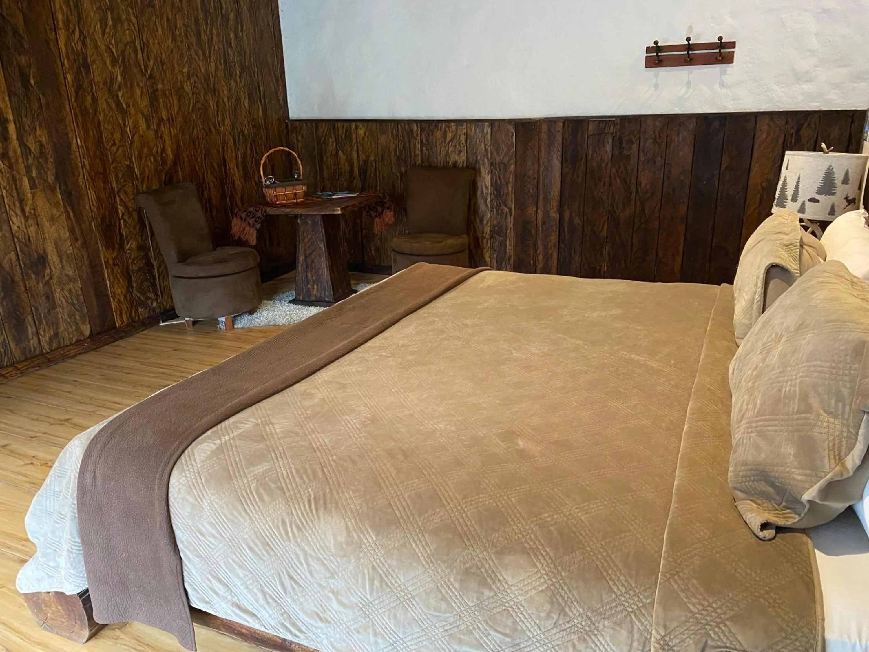 Property building, Bed in Hacienda Hostería Dos Chorreras
