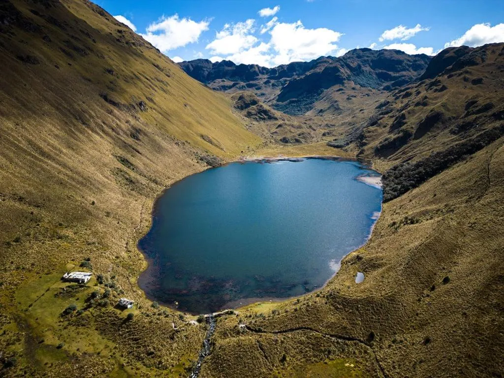 Nearby landmark in Hacienda Hostería Dos Chorreras