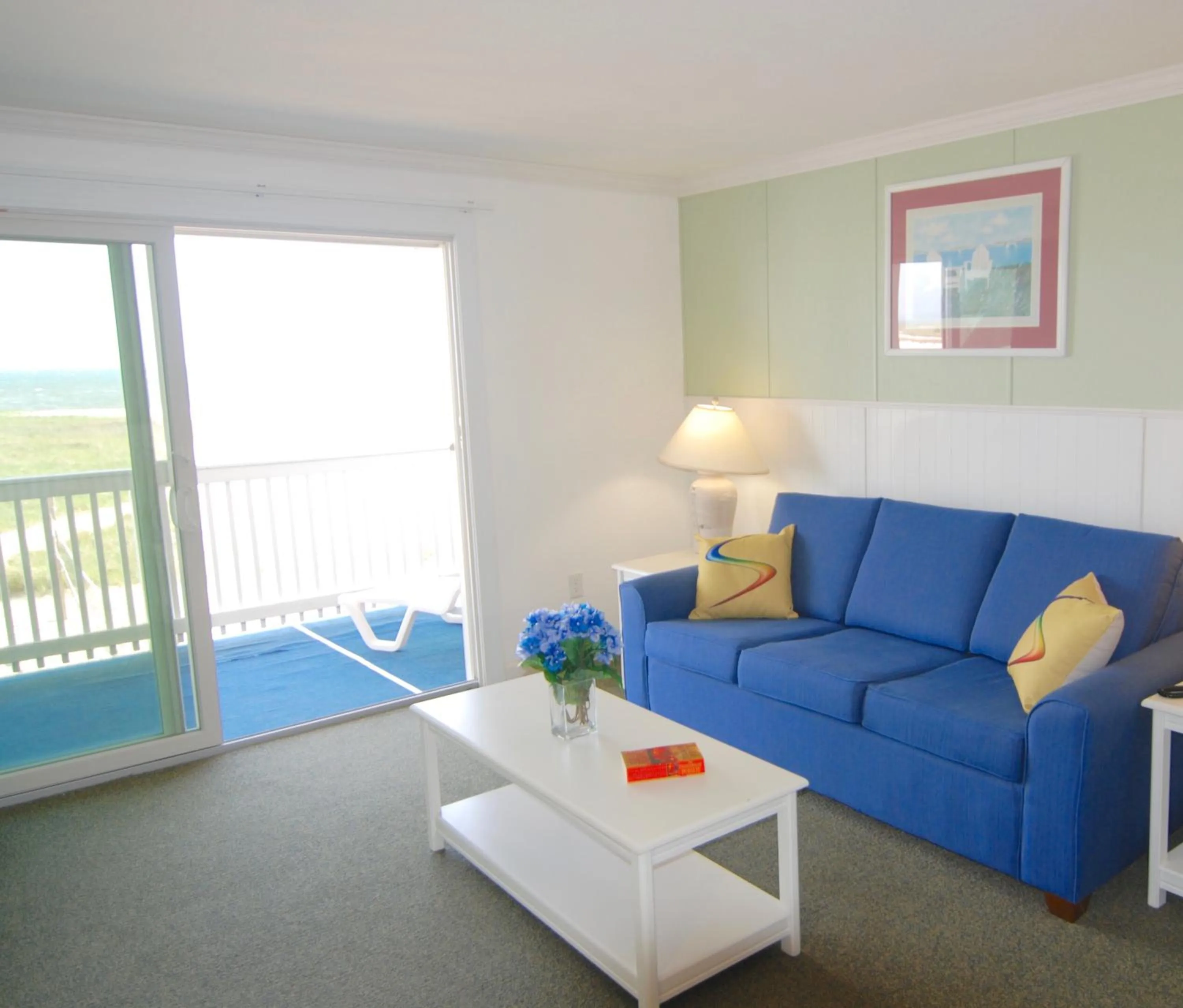 Seating area in Sandcastle Resort