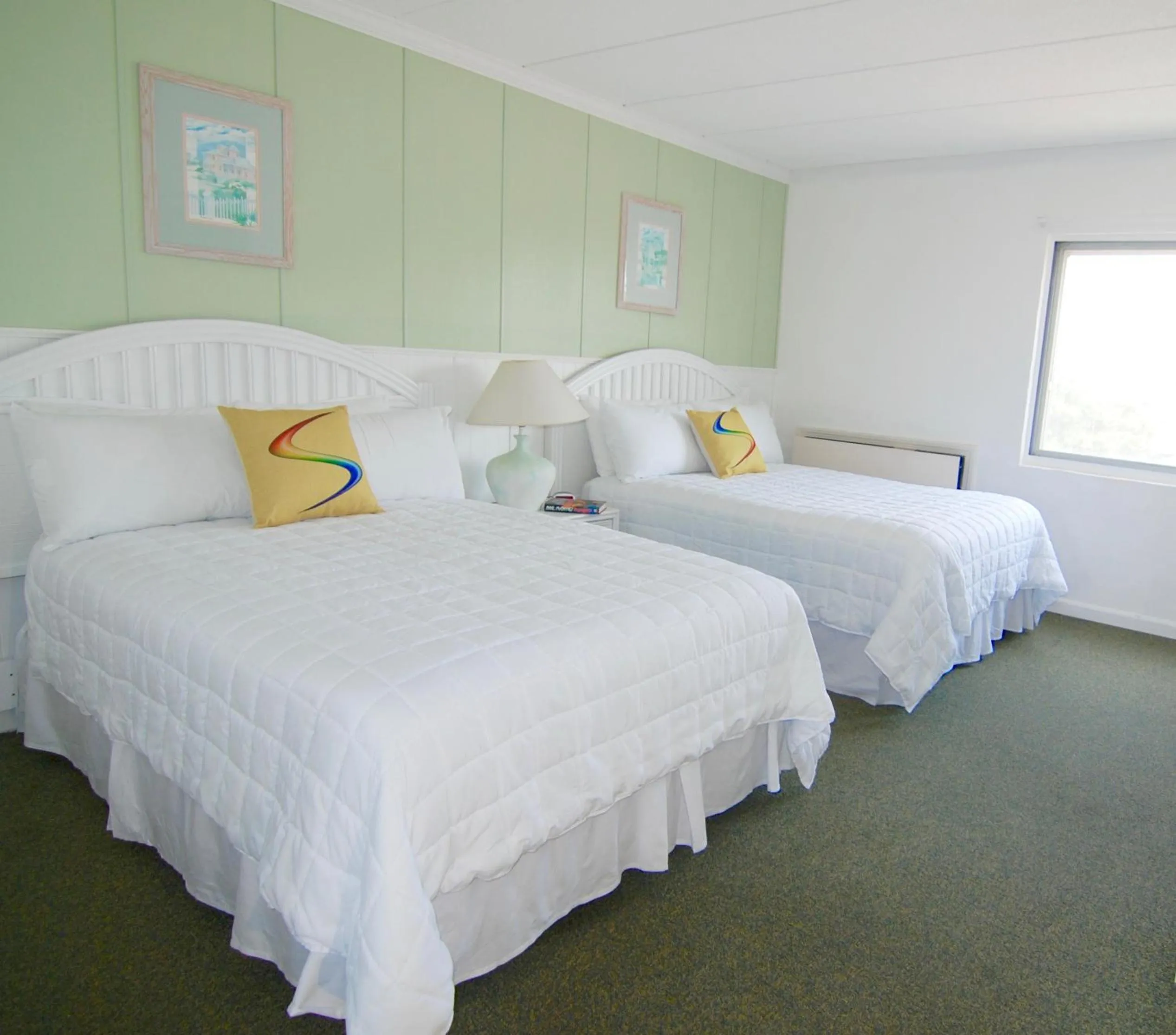 Bed in Sandcastle Resort