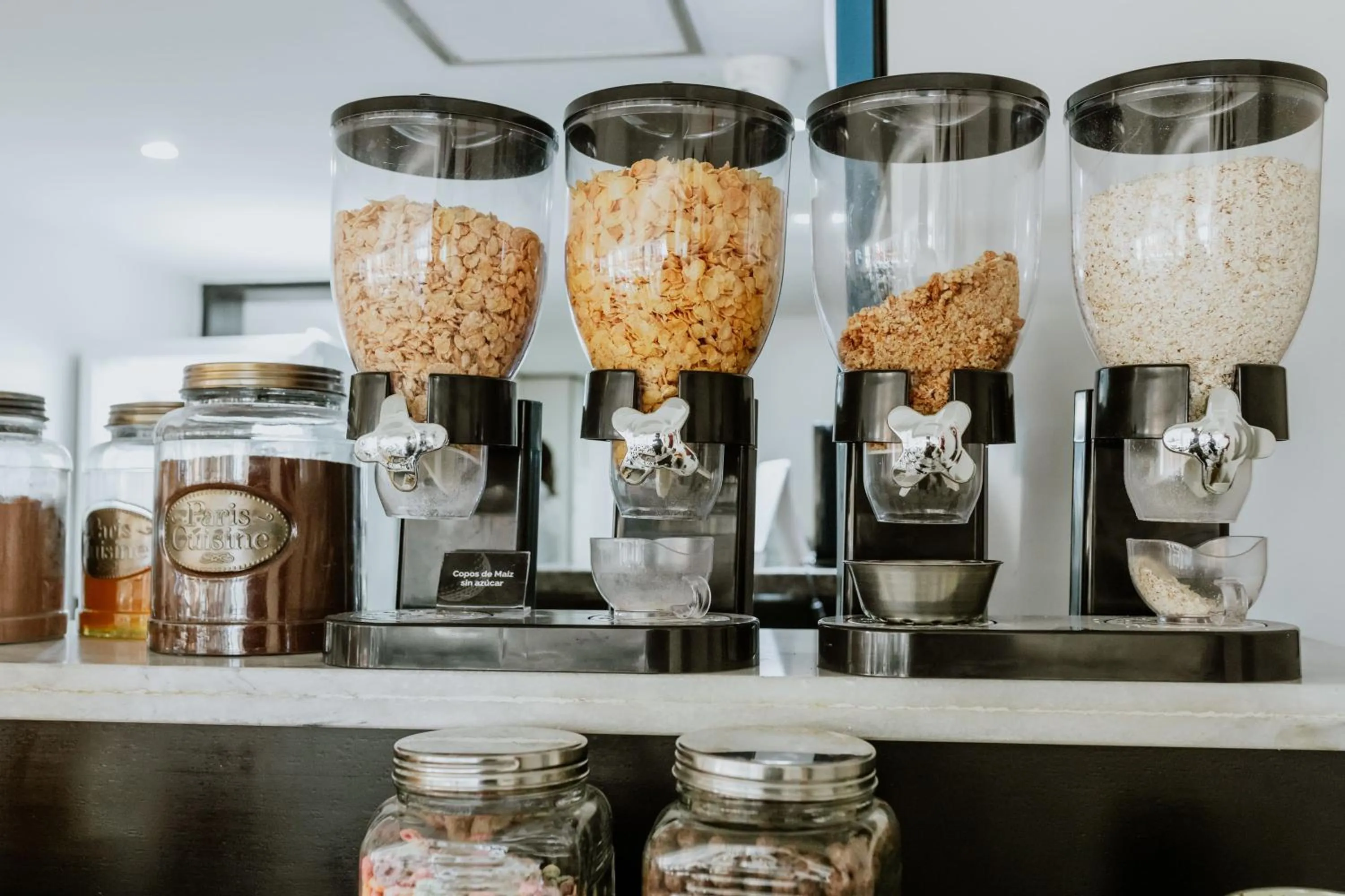 Buffet breakfast in Hotel Club del Golf